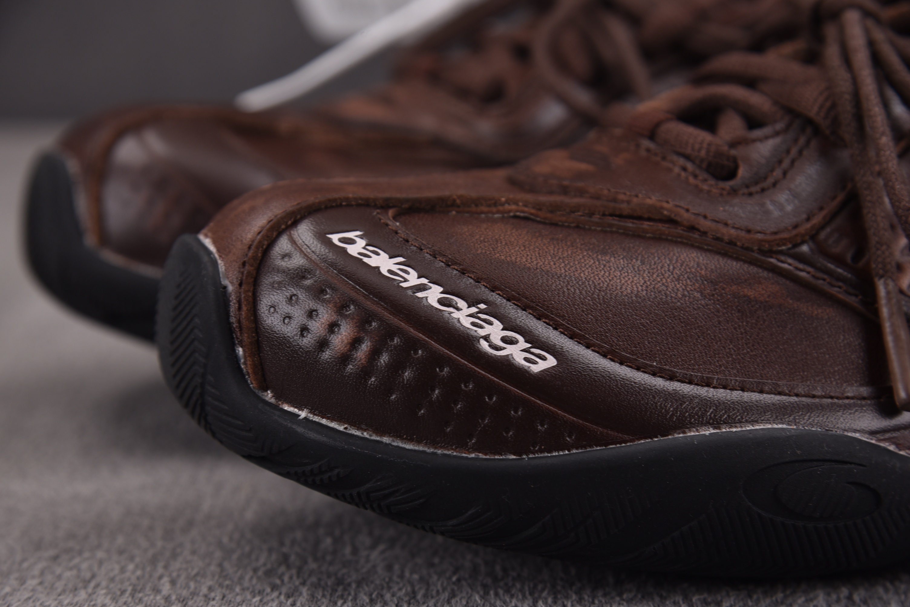 Balenciaga Radar 棕色皮 #YZ018-5 35-46