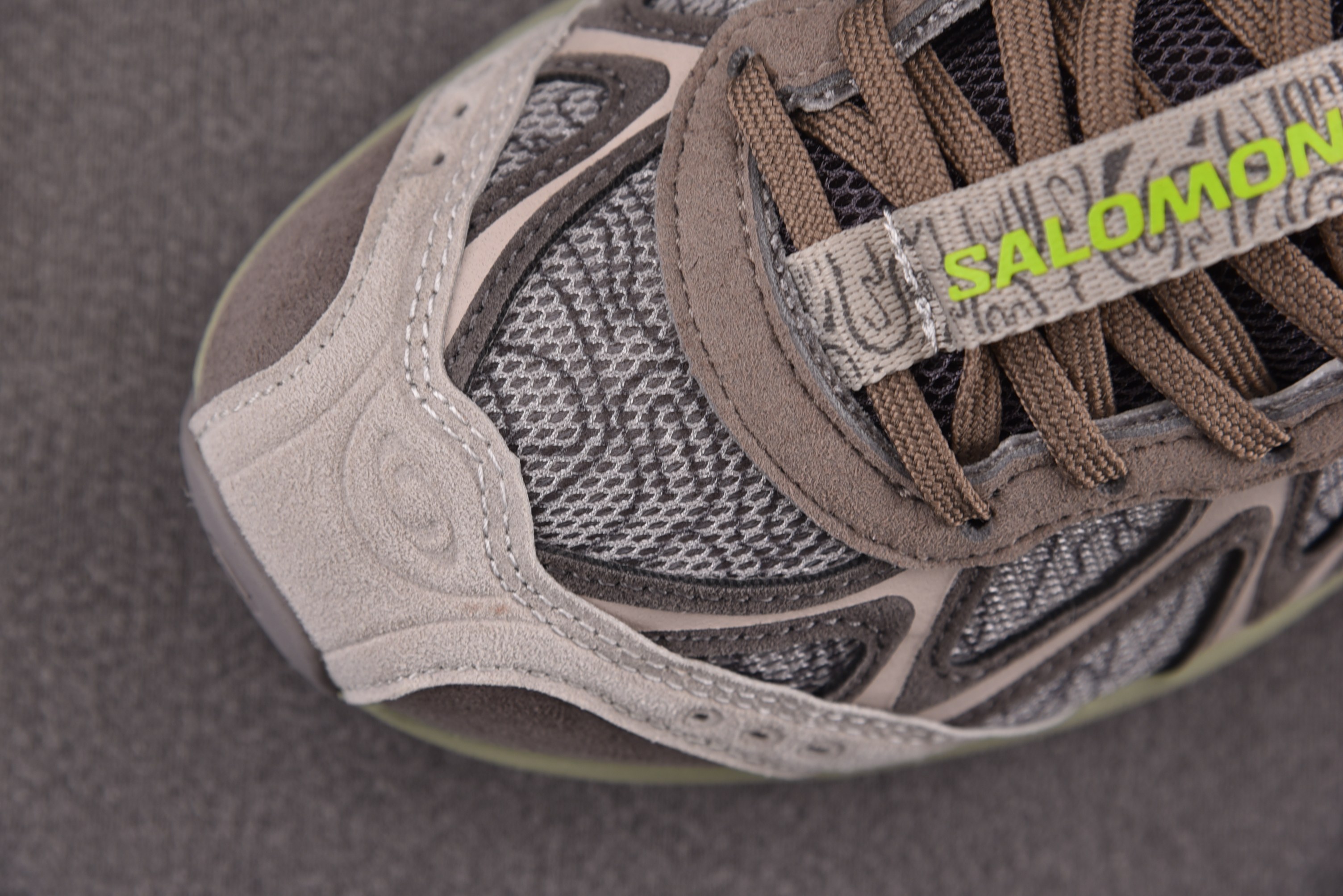SALOMON XT-Whisper Suede Athr 灰棕  #YZ020 36-46