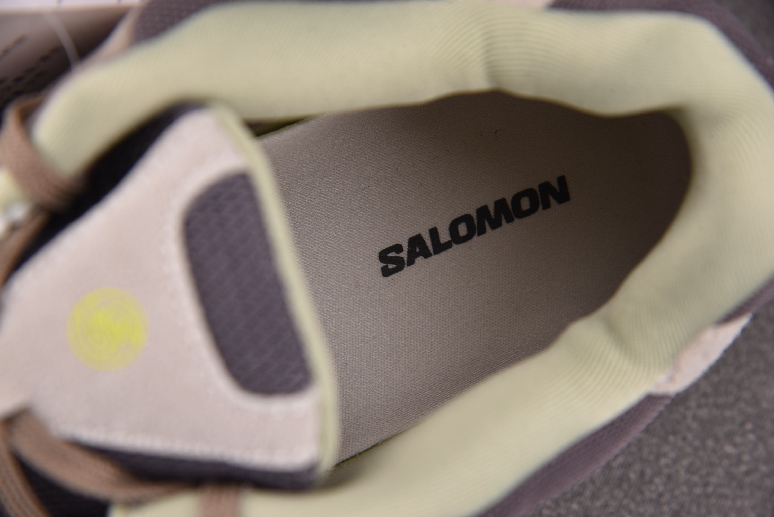 SALOMON XT-Whisper Suede Athr 灰棕  #YZ020 36-46