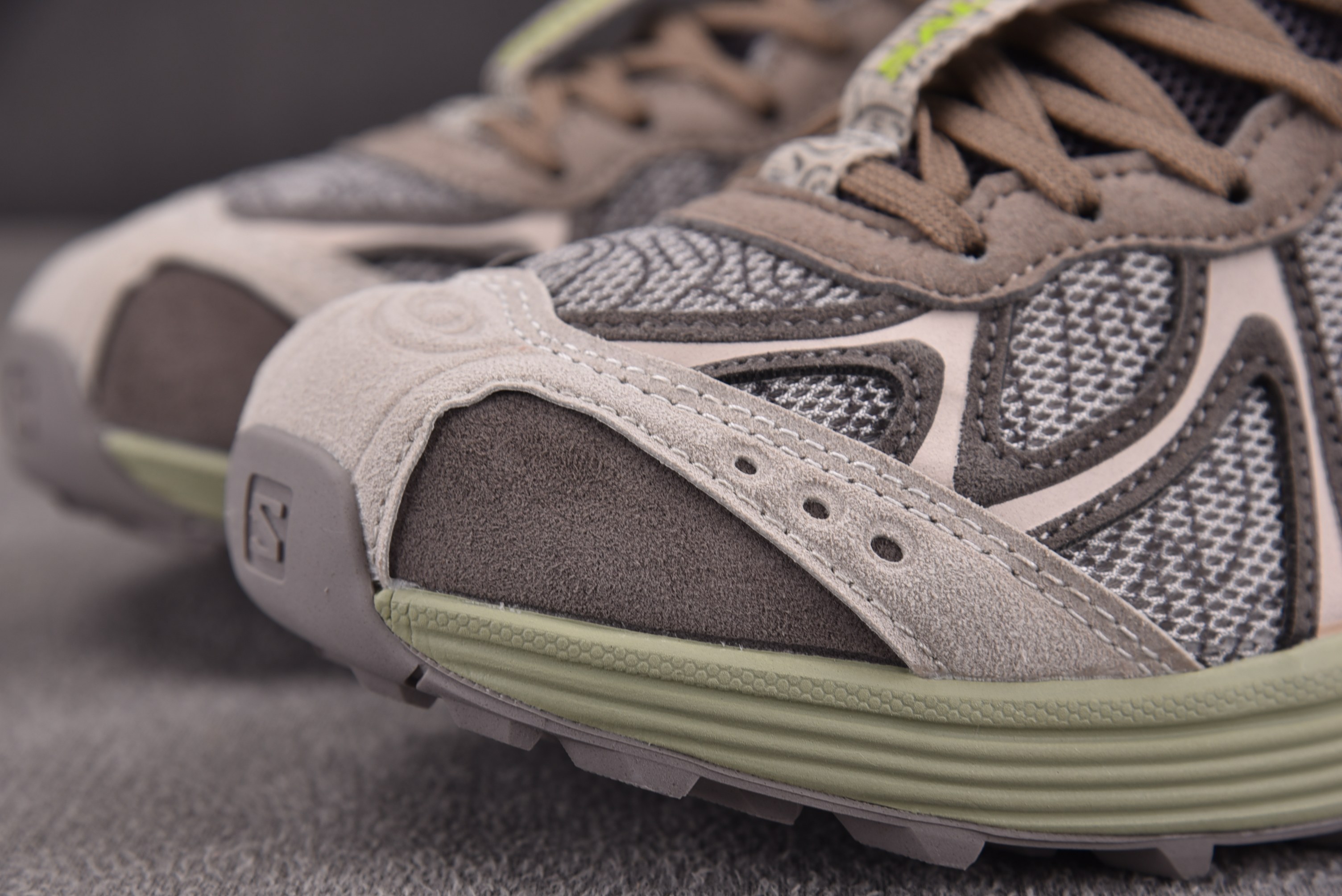 SALOMON XT-Whisper Suede Athr 灰棕  #YZ020 36-46