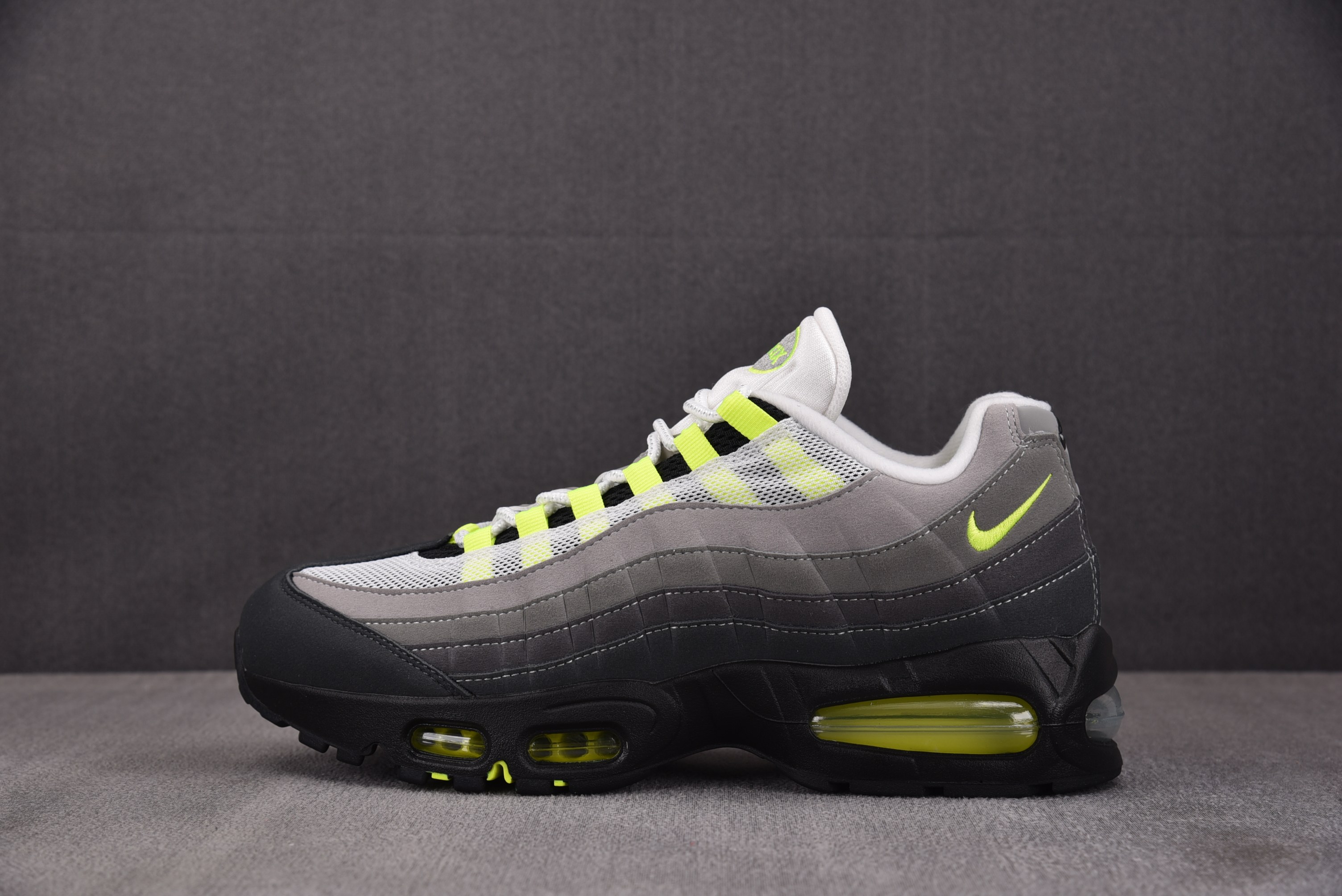 NK Air Max 95 OG Big Bubble Neon 绿灰 HM4740-001 #YZ002-12 40-