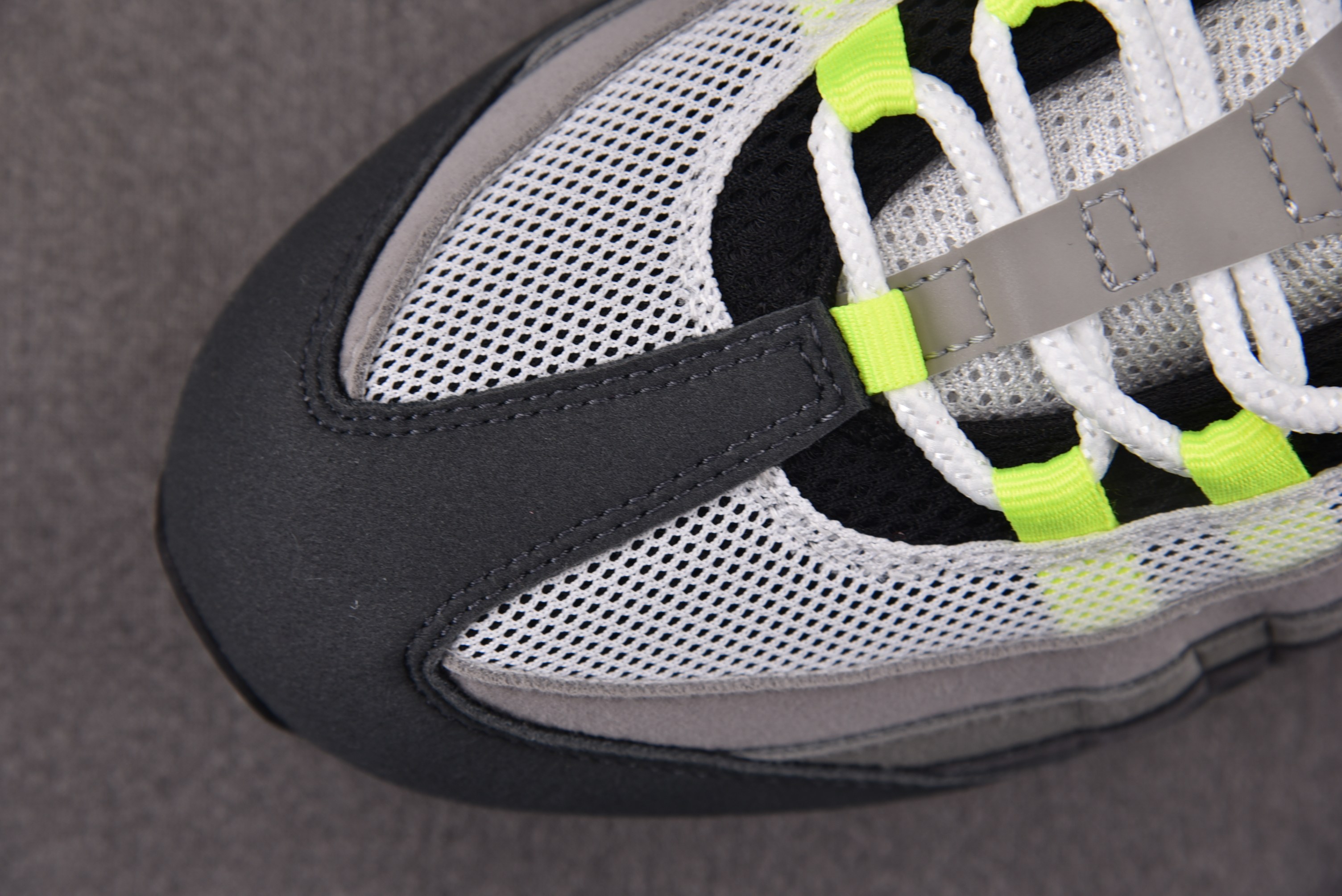 NK Air Max 95 OG Big Bubble Neon 绿灰 HM4740-001 #YZ002-12 40-