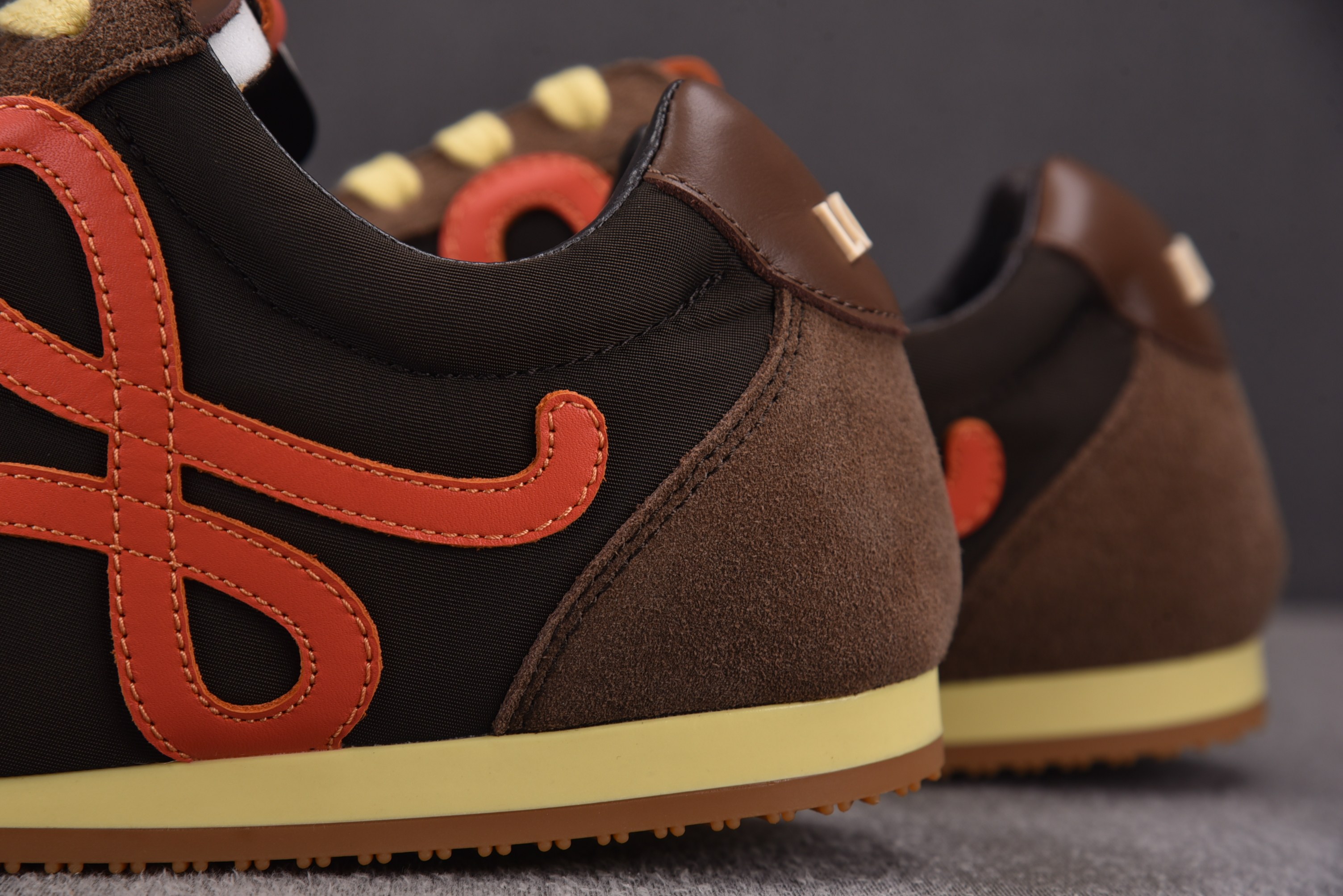 LOEWE Ballet Runner 2.0 黑棕红  #YZ004 36-45