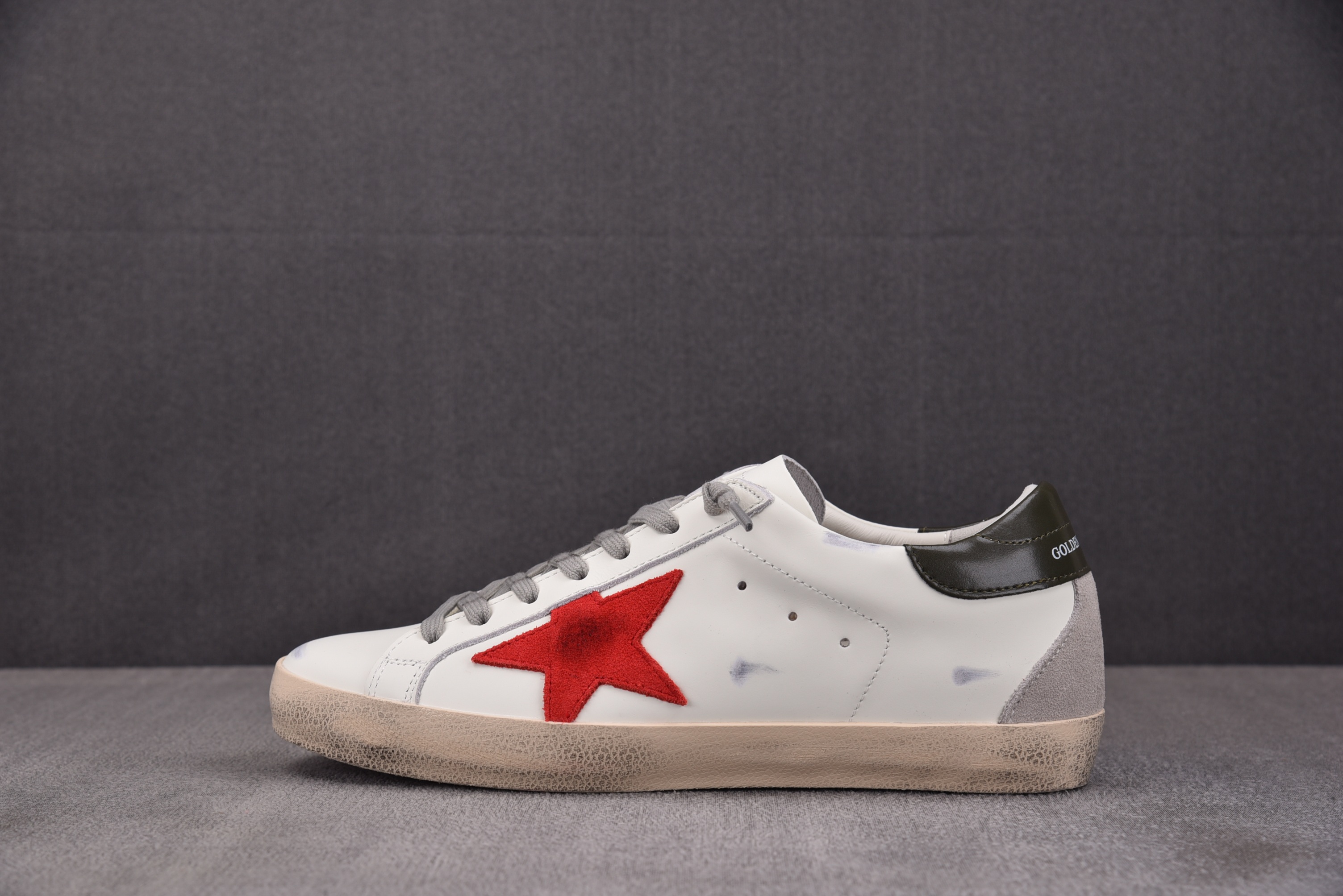 Golden Goose Ball Star 白红 #YZ022-1 36-46