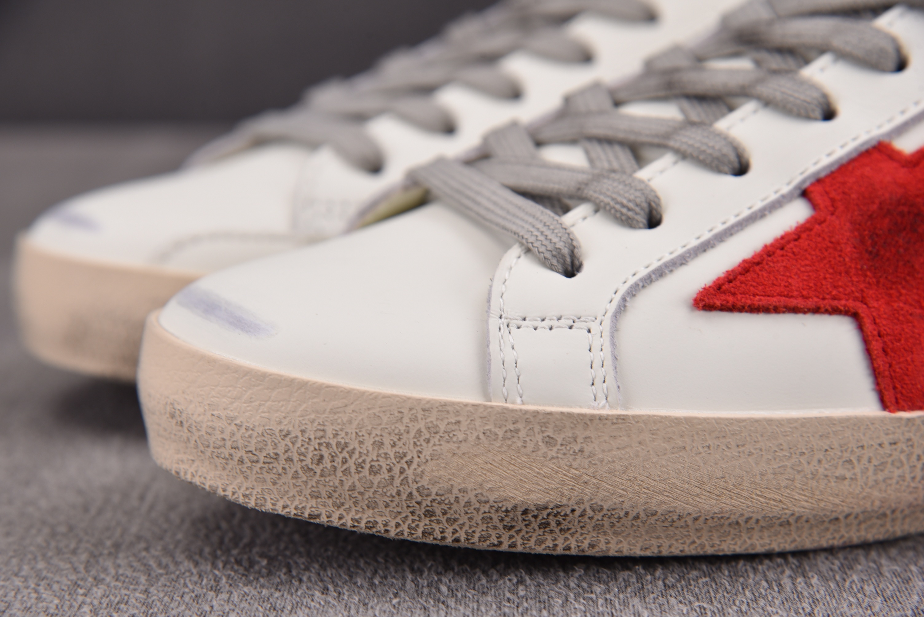 Golden Goose Ball Star 白红 #YZ022-1 36-46