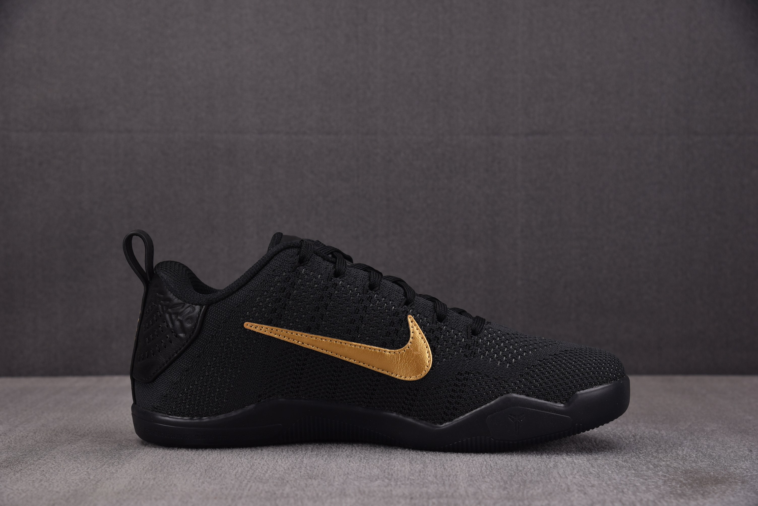 NK Kobe 11 Elite Low Protro Fade to Black (2026) 黑金 IM4260-0