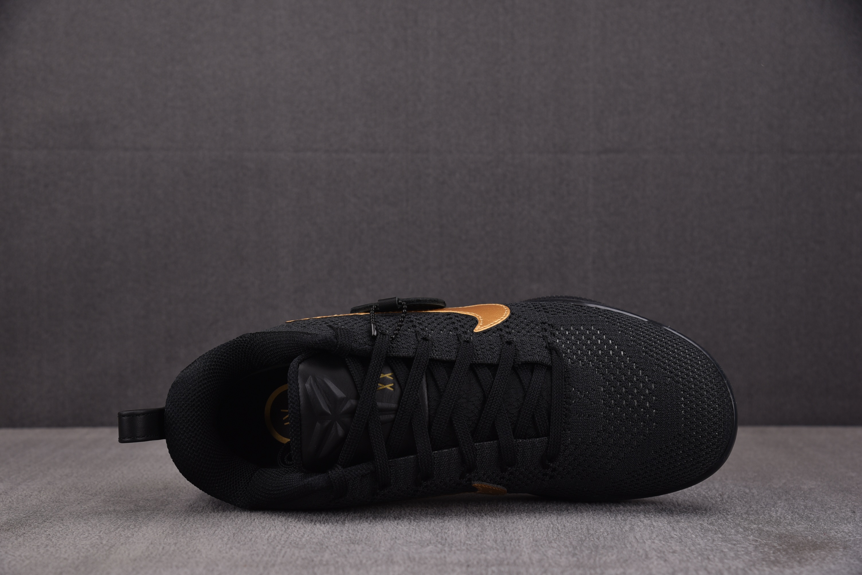 NK Kobe 11 Elite Low Protro Fade to Black (2026) 黑金 IM4260-0
