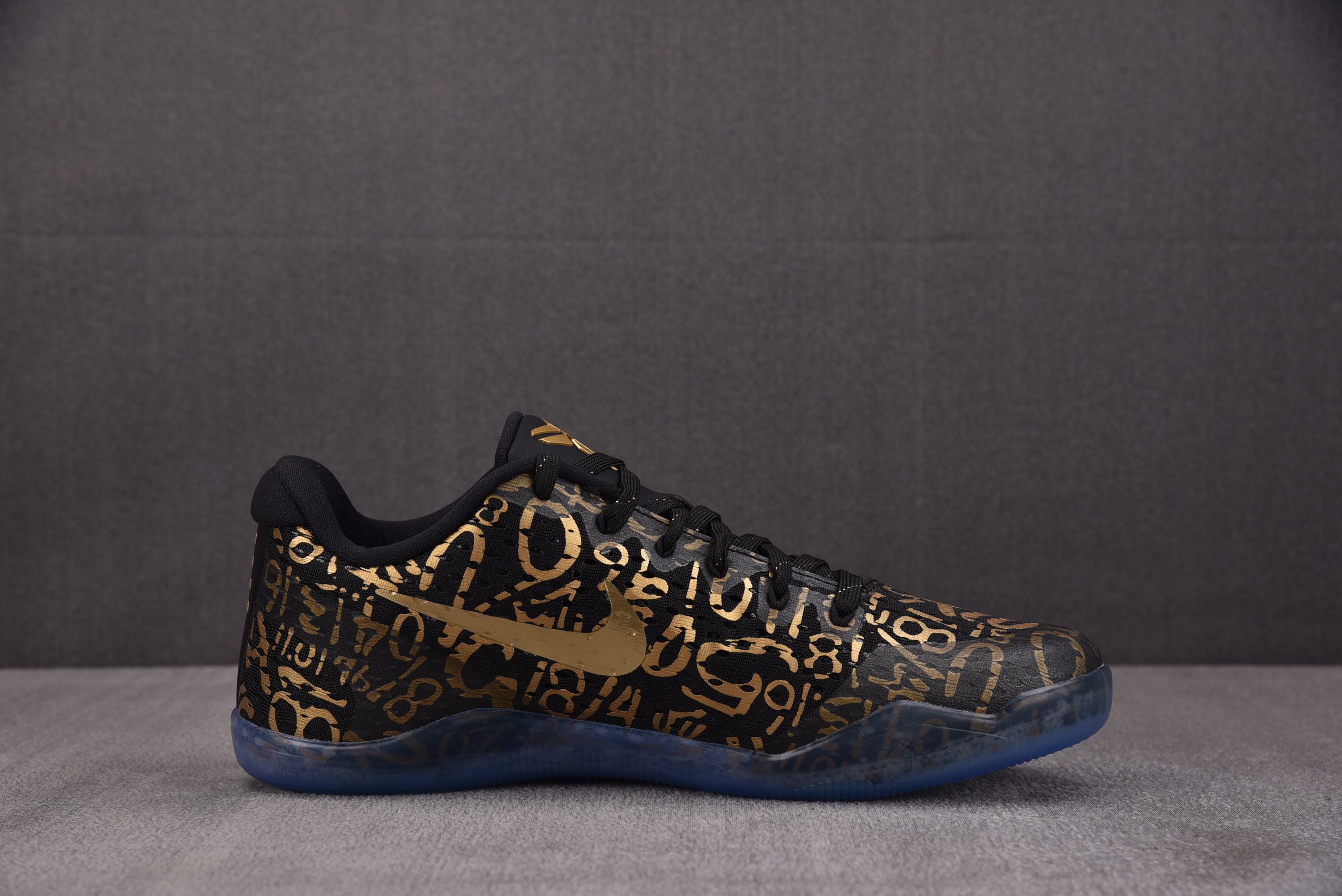 NK Kobe 11 Protro Mamba Day 黑色金字 IU4902-900 #YZ001 40-48.5