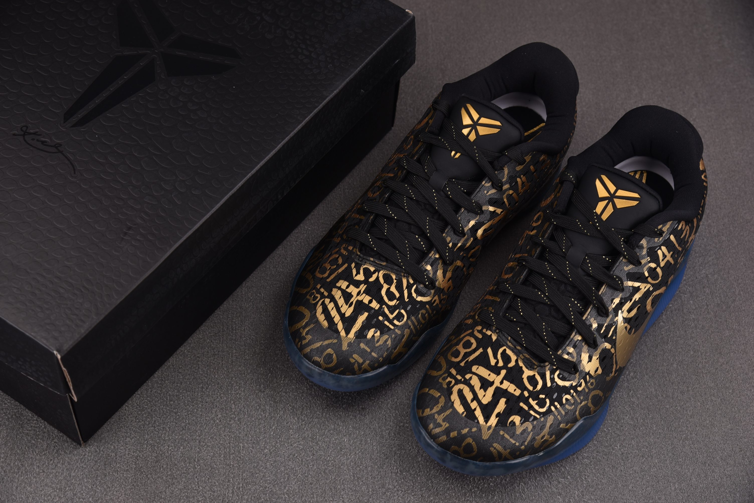 NK Kobe 11 Protro Mamba Day 黑色金字 IU4902-900 #YZ001 40-48.5