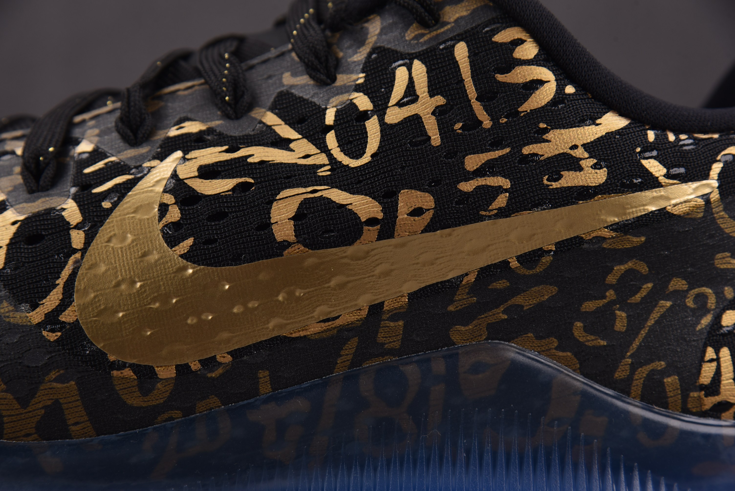 NK Kobe 11 Protro Mamba Day 黑色金字 IU4902-900 #YZ001 40-48.5