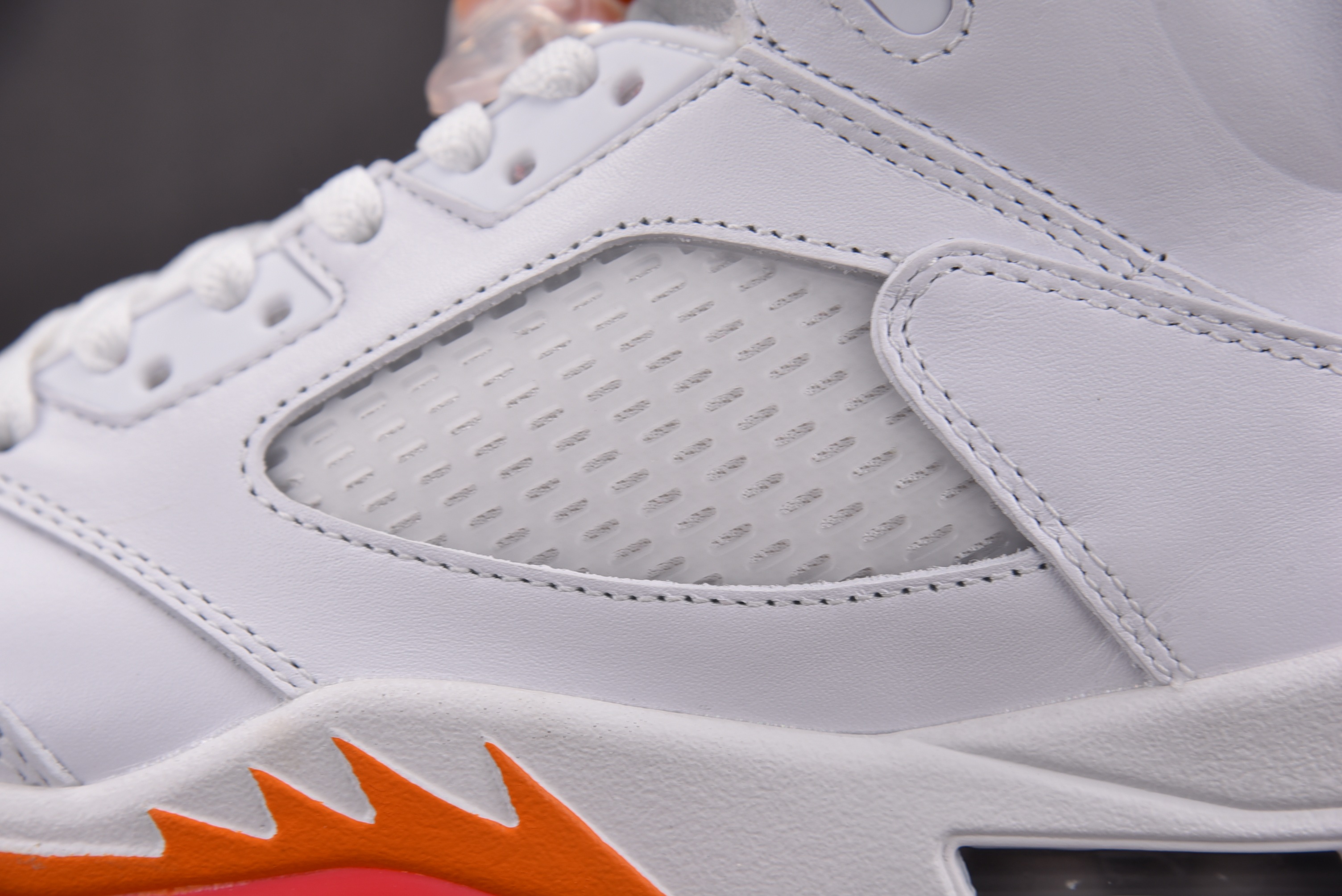 WMNS Air Jordan 5 Retro Sunset (2026) 白红 IV5678-102 #YZ015 3