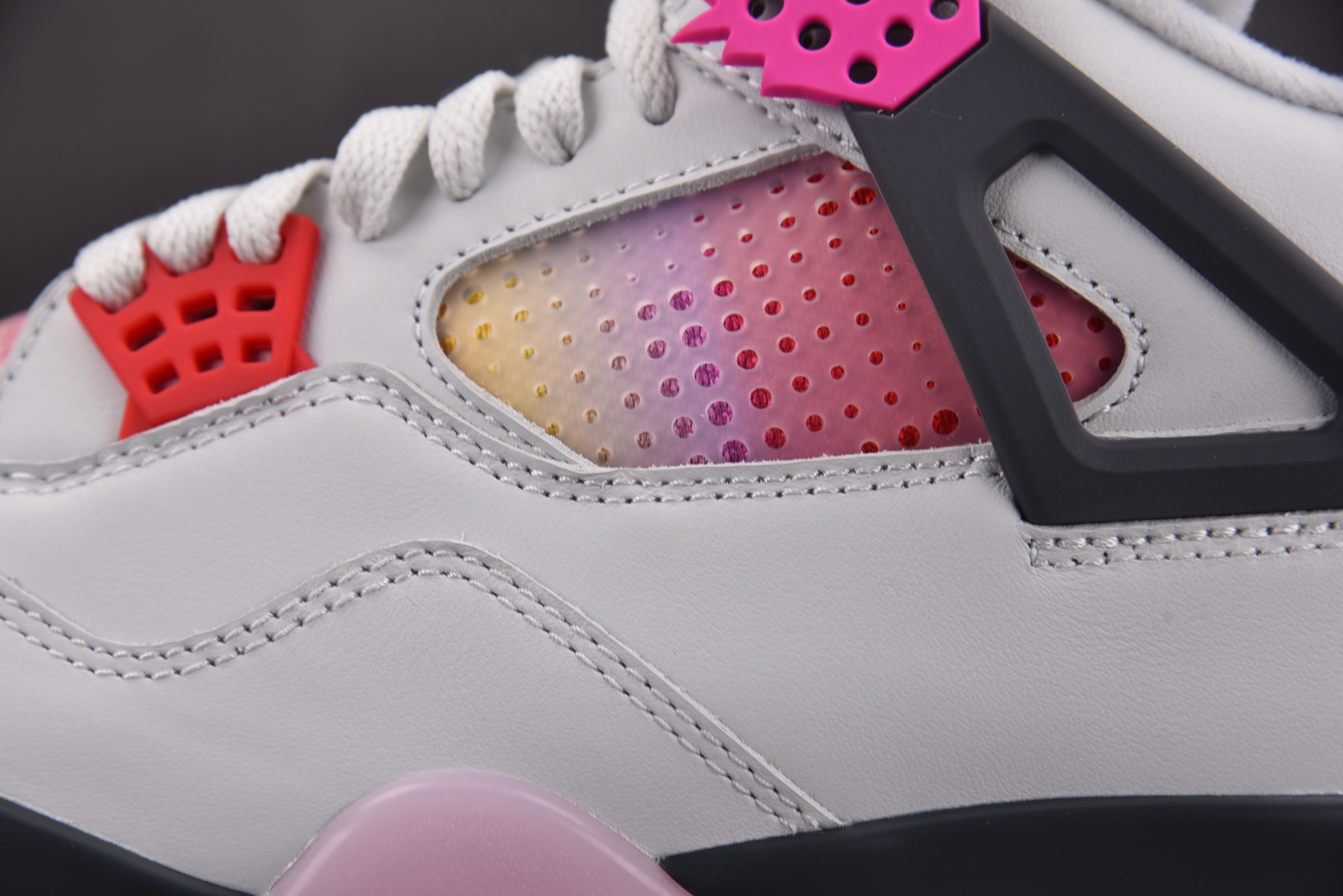 Air Jordan 4 Retro Comic 白粉红 JA1135-100 #YZ015 36-47.5