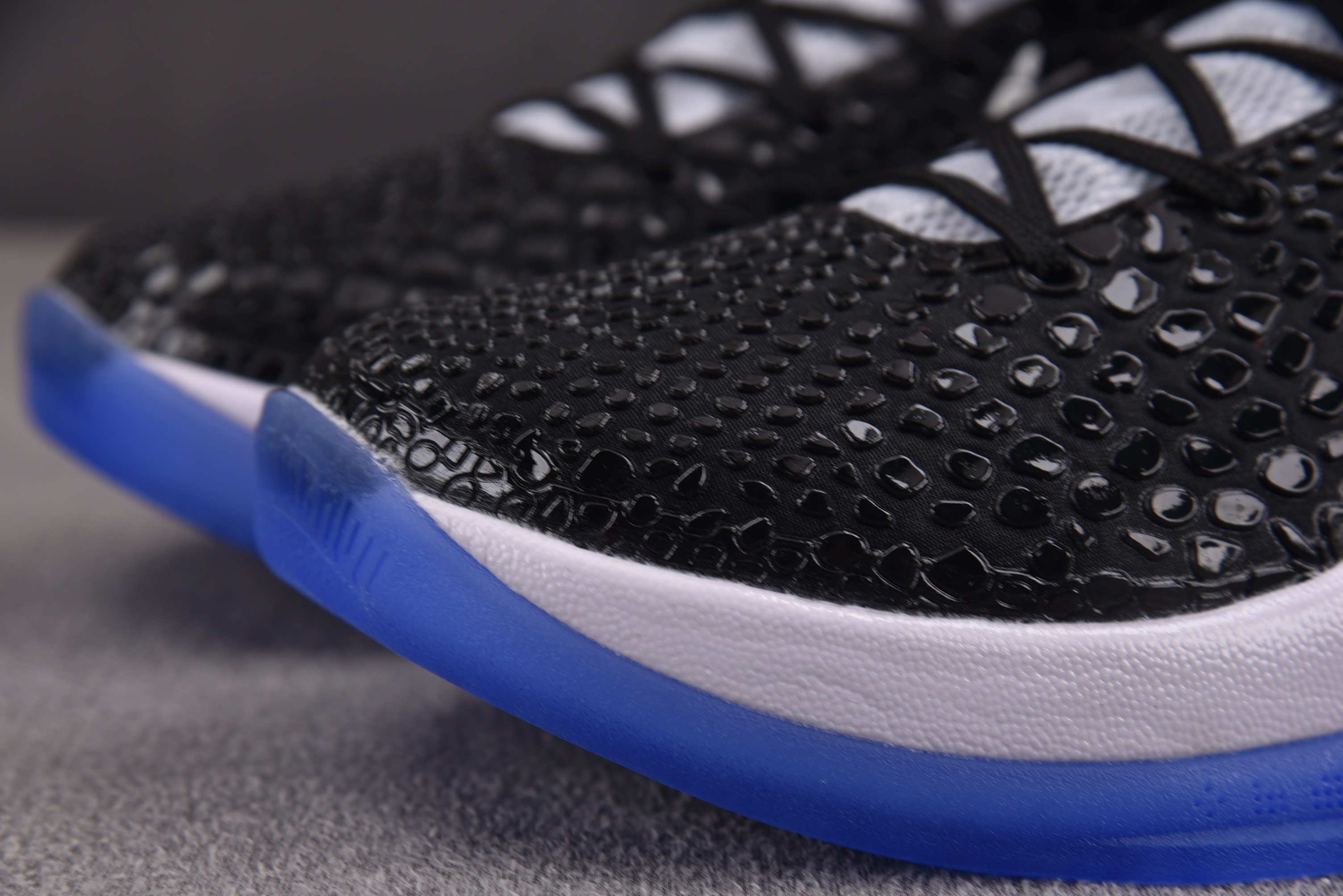 NK Zoom Kobe 6 Pe 银黑红 PE2026-101 #YZ024 39-49.5
