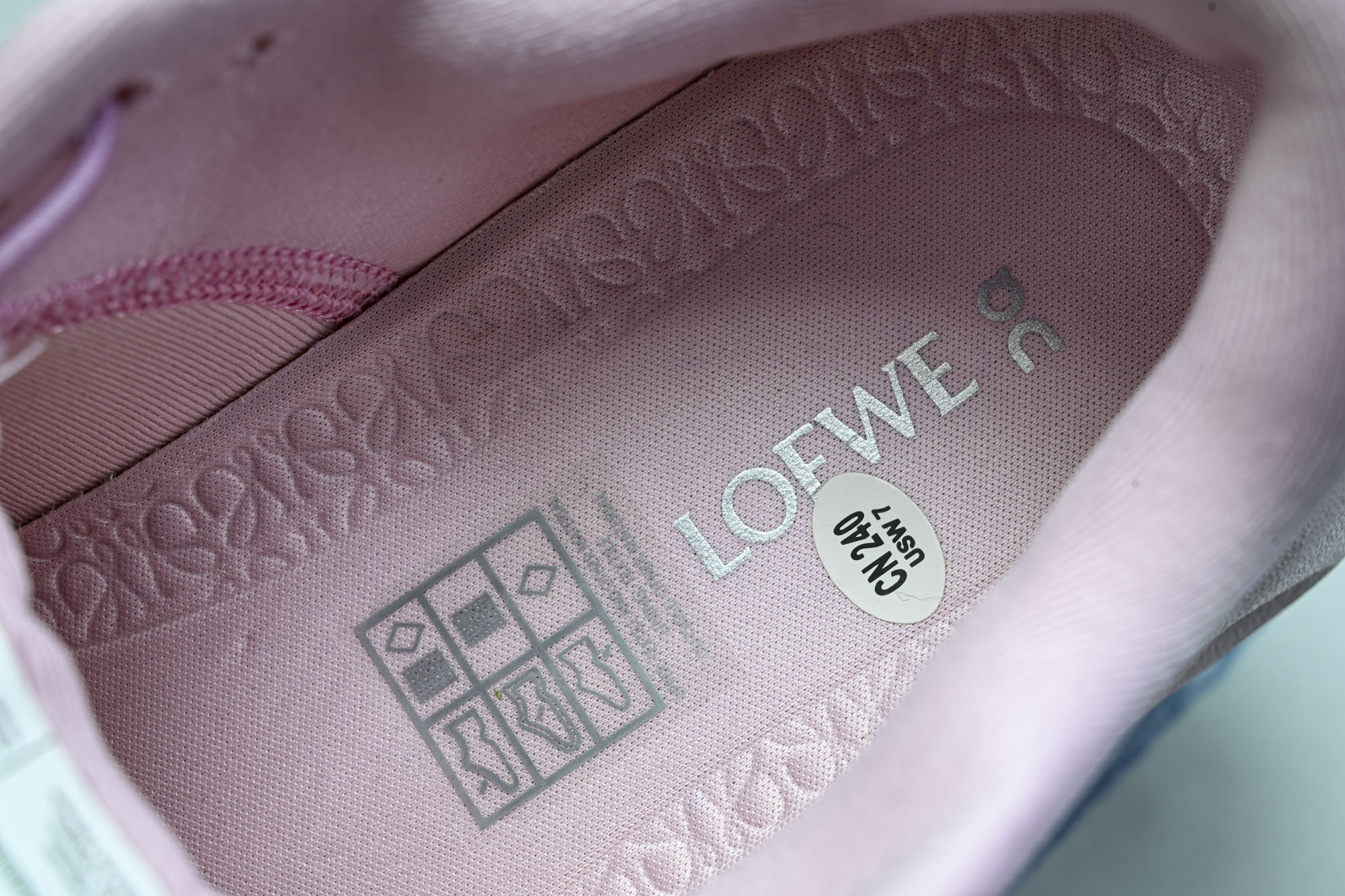 纯原On Running 昂跑男女士x Loewe Cloudsolo罗意威联名休闲运动鞋高端质感舒适透气 3WF #Y 纯原On Running 昂跑男女士x Loewe Cloudsolo罗意威联名休闲运动鞋高端质感舒适透气 3WF #Y