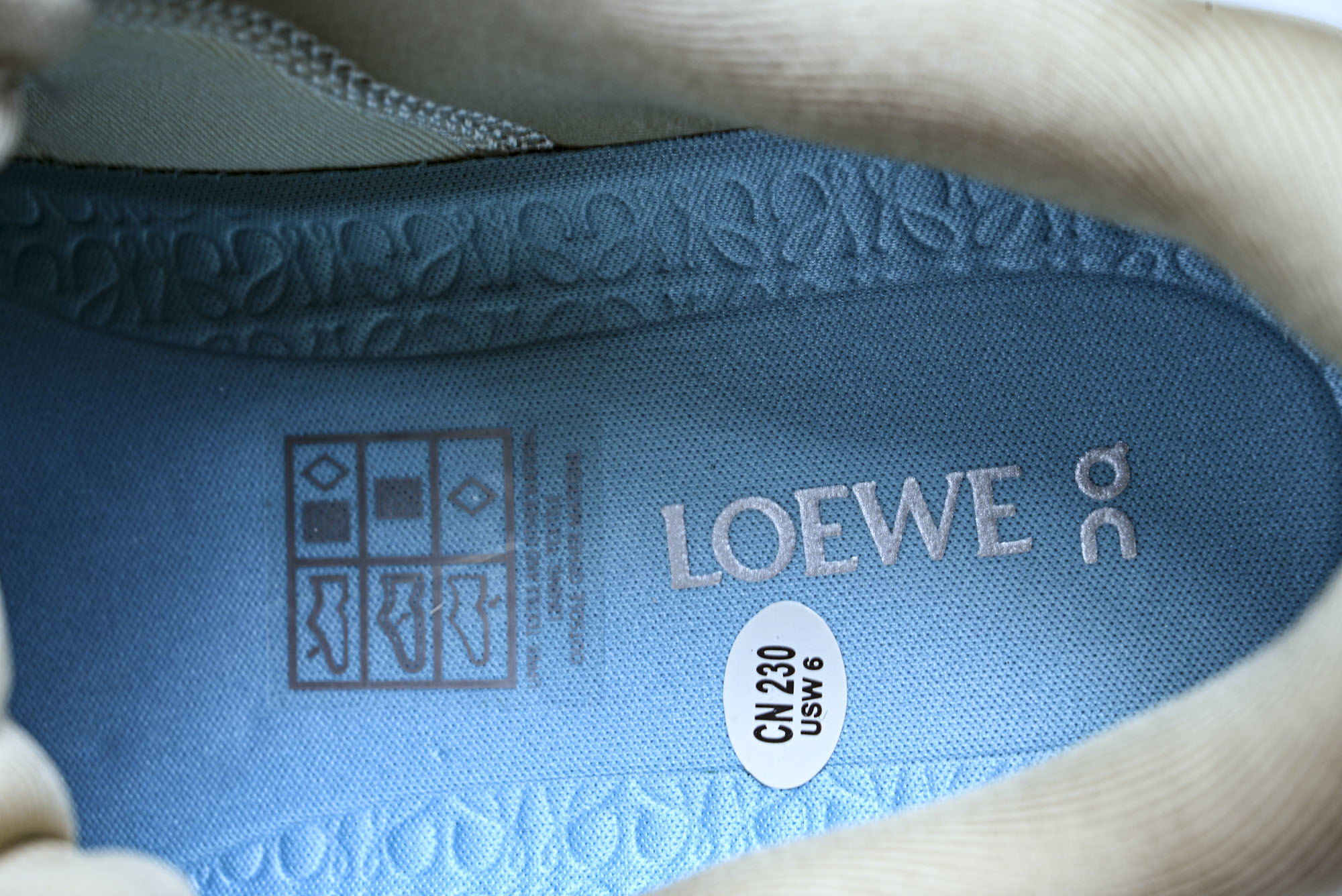 纯原On Running 昂跑男女士x Loewe Cloudsolo罗意威联名休闲运动鞋高端质感舒适透气 3WF #Y