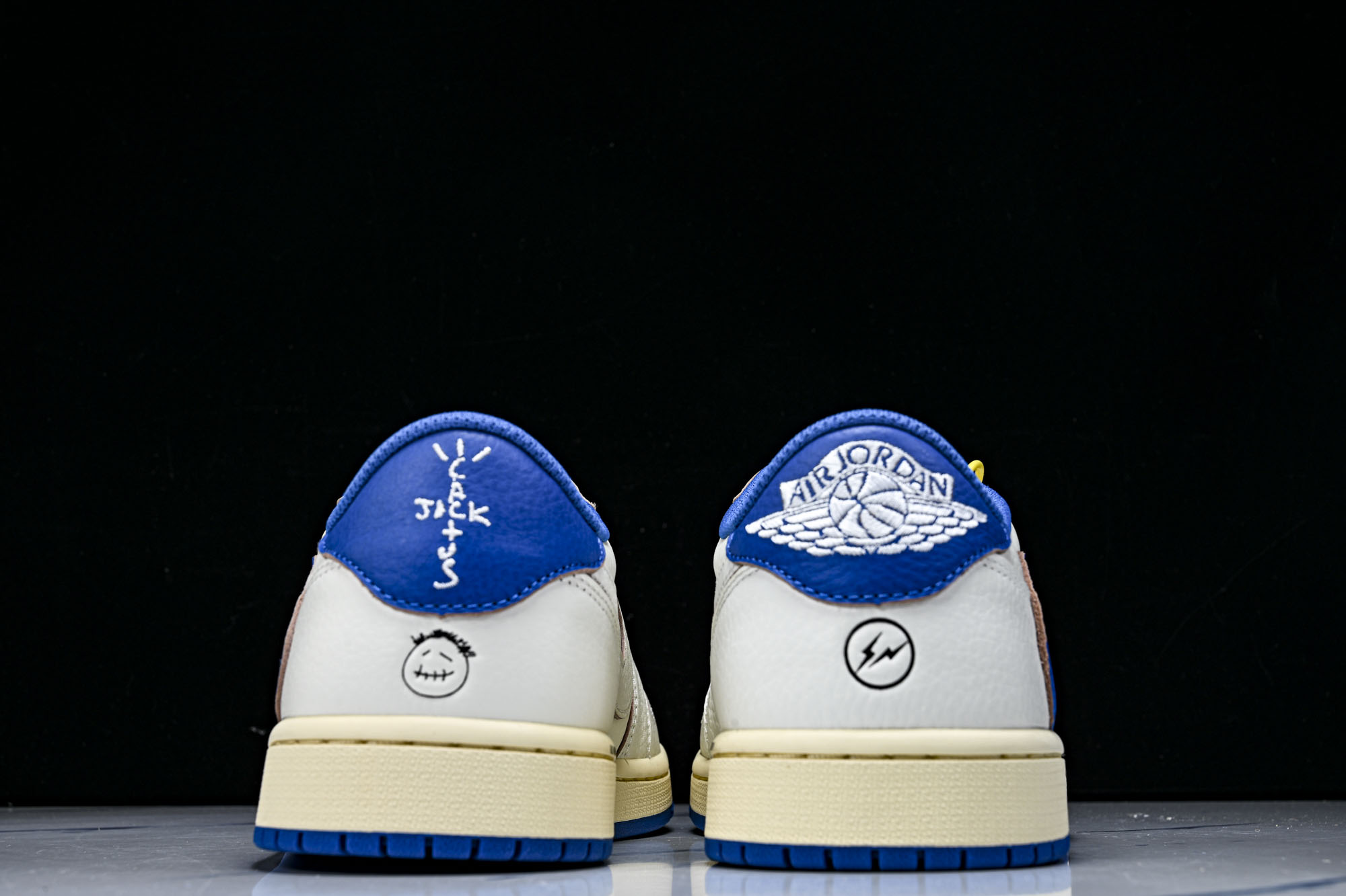 纯原 新版 Fragment Design x Travis Scott Air Jordan 1 Low OG SP 纯原 新版 Fragment Design x Travis Scott Air Jordan 1 Low OG SP
