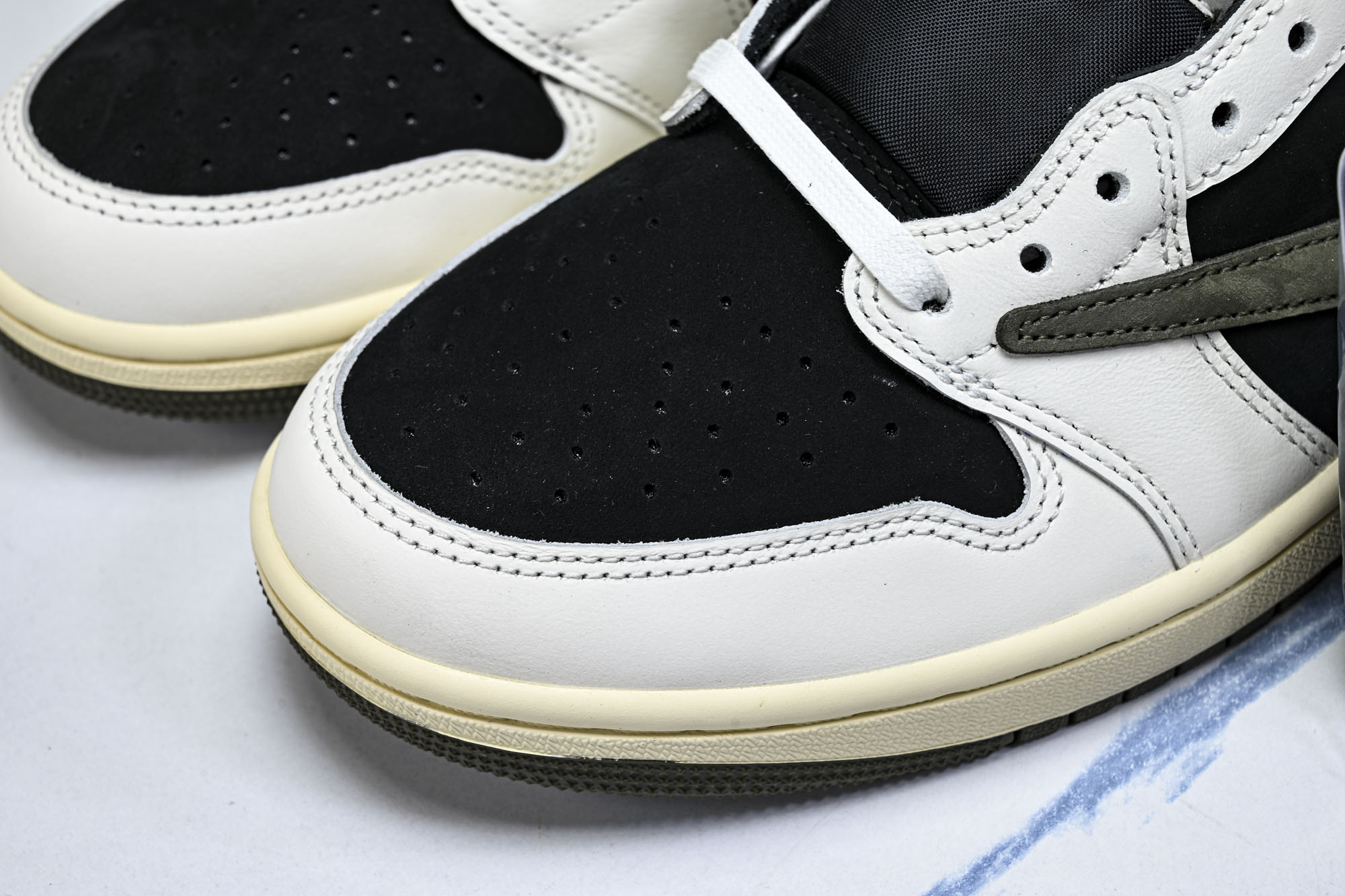 纯原 新版 Travis Scott x Air Jordan 1 Low OG AJ1 乔1倒勾低帮 全头层 DZ41 纯原 新版 Travis Scott x Air Jordan 1 Low OG AJ1 乔1倒勾低帮 全头层 DZ41