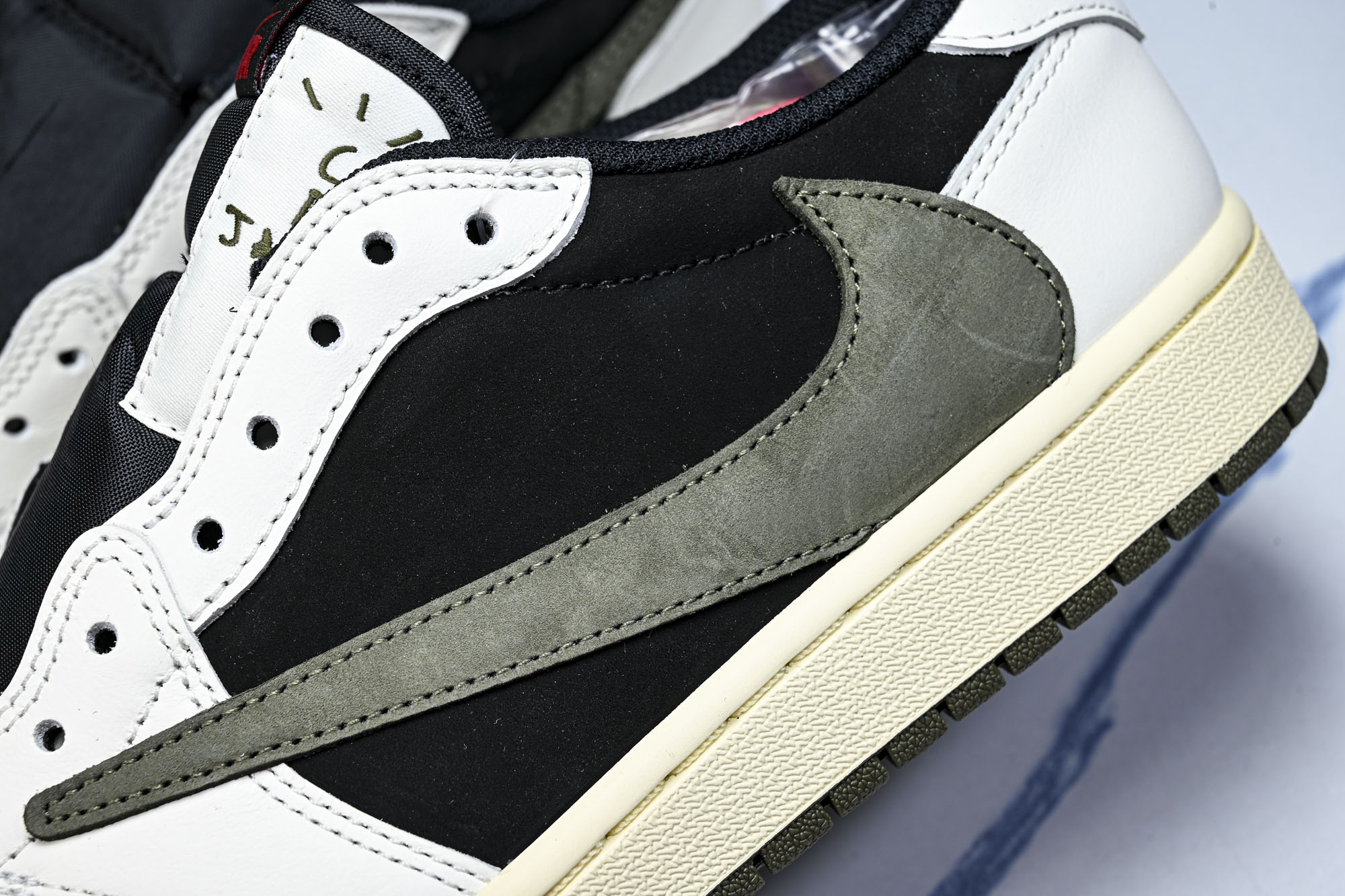 纯原 新版 Travis Scott x Air Jordan 1 Low OG AJ1 乔1倒勾低帮 全头层 DZ41 纯原 新版 Travis Scott x Air Jordan 1 Low OG AJ1 乔1倒勾低帮 全头层 DZ41