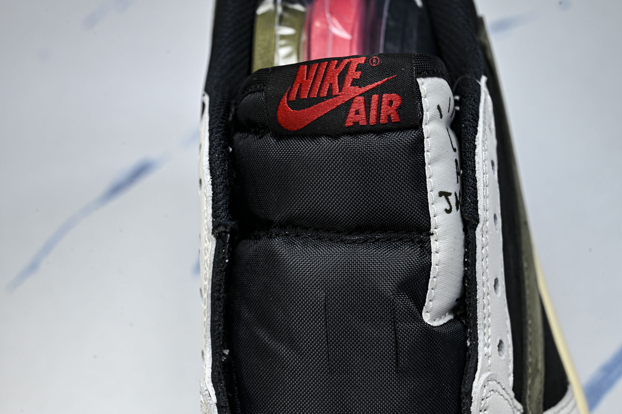 纯原 新版 Travis Scott x Air Jordan 1 Low OG AJ1 乔1倒勾低帮 全头层 DZ41 纯原 新版 Travis Scott x Air Jordan 1 Low OG AJ1 乔1倒勾低帮 全头层 DZ41