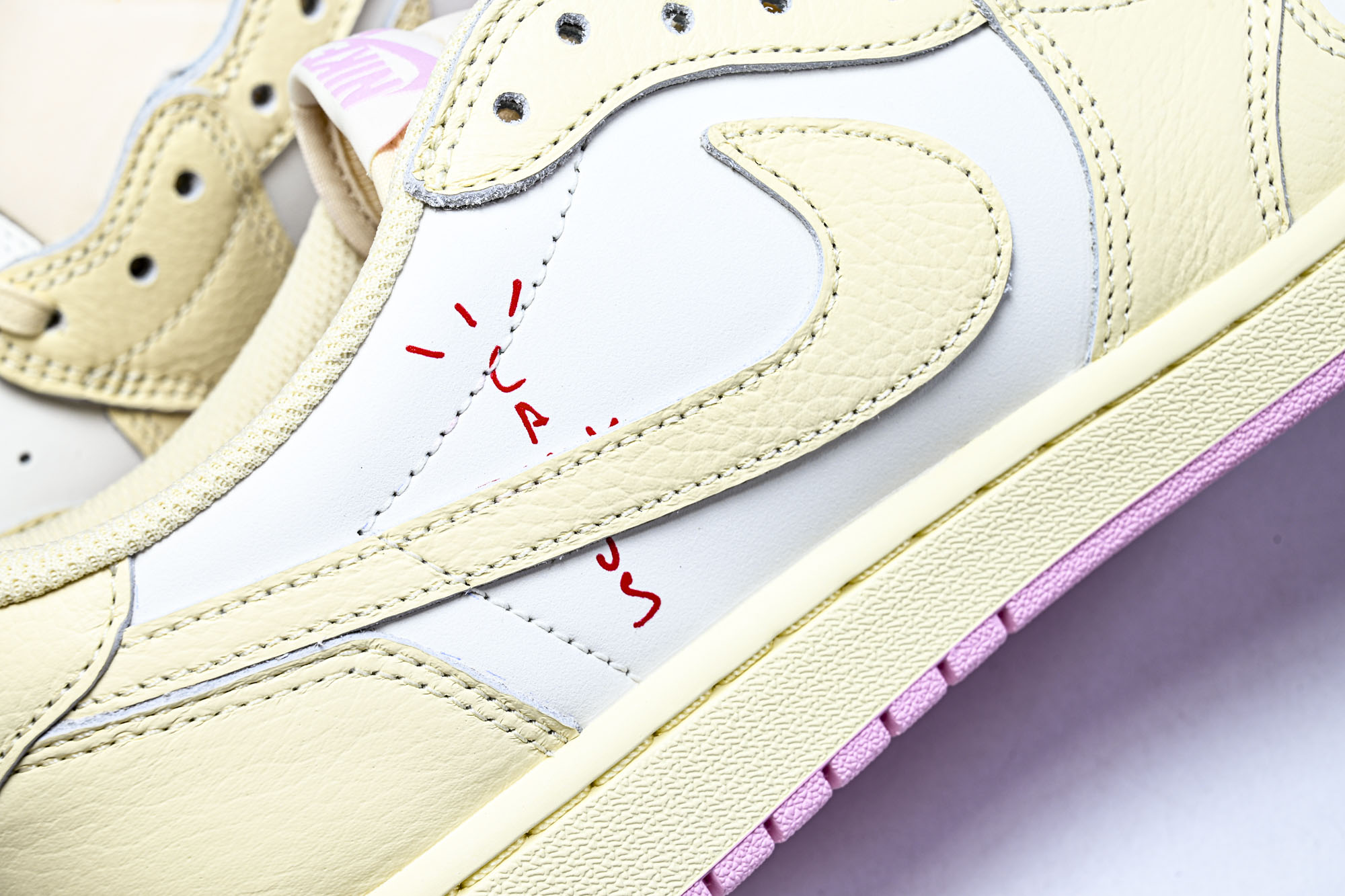 纯原 新版Air Jordan 1 Retro Low OG SP Travis Scott Shy Pink 粉白 I