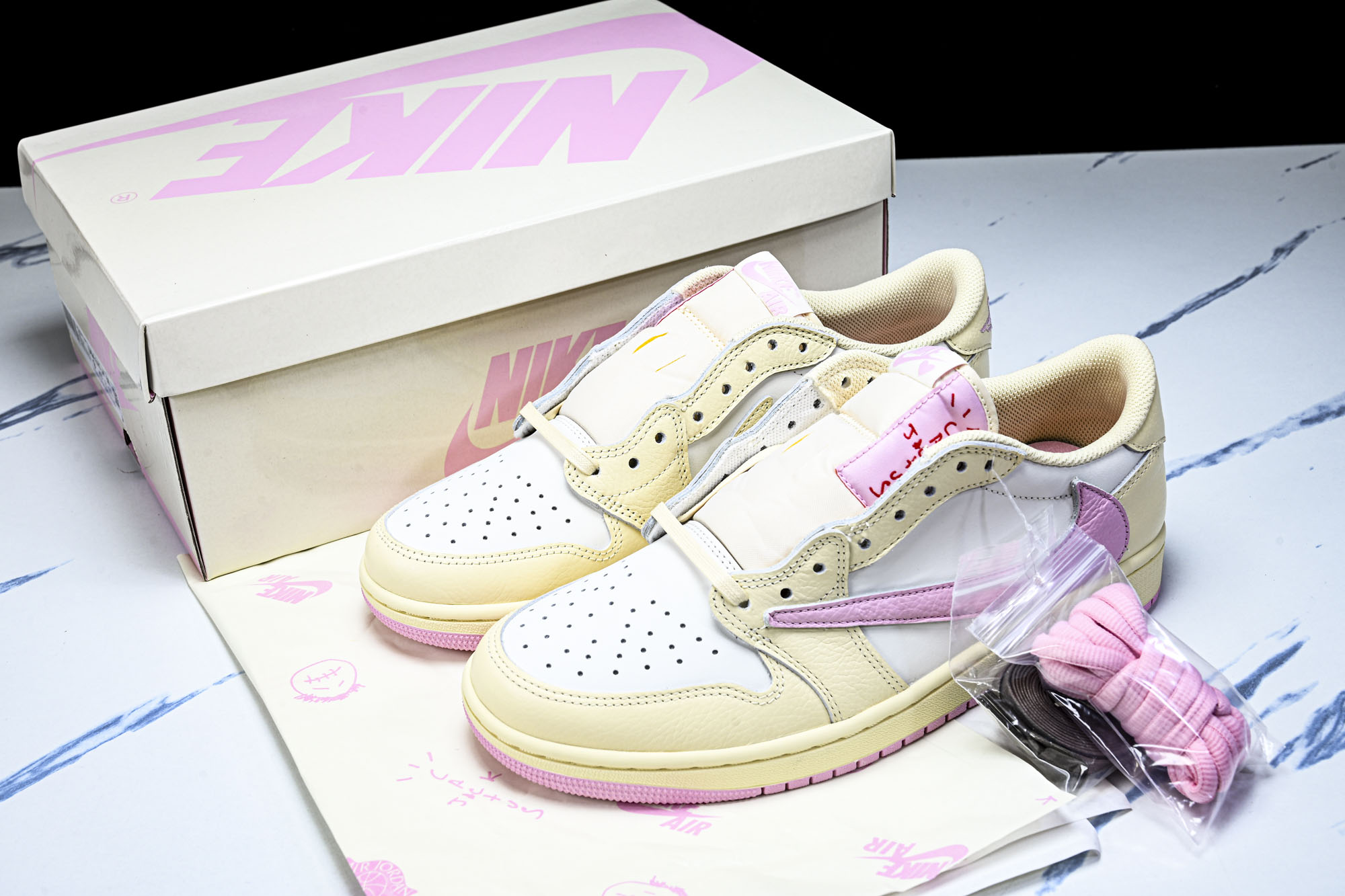 纯原 新版Air Jordan 1 Retro Low OG SP Travis Scott Shy Pink 粉白 I