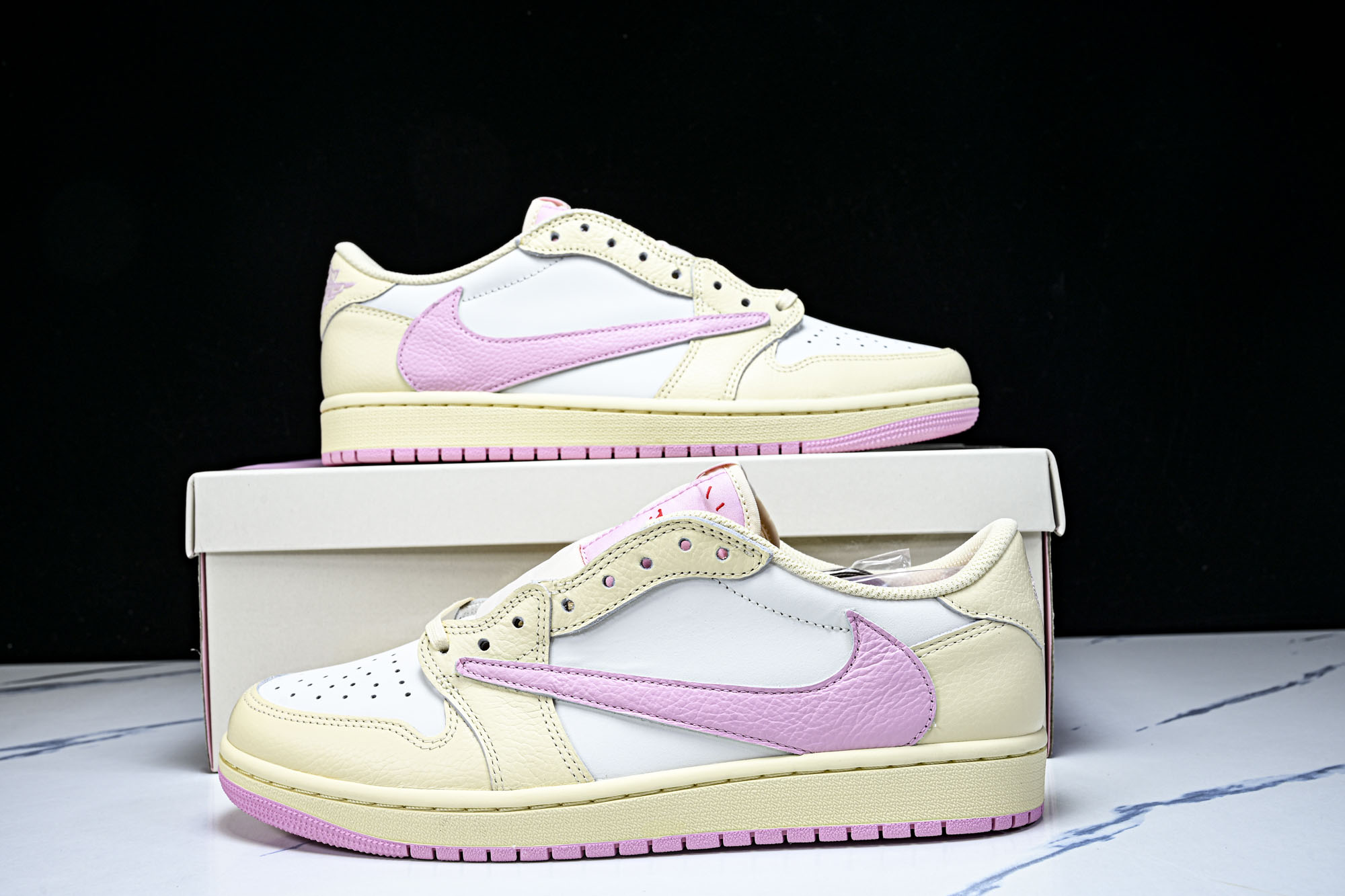 纯原 新版Air Jordan 1 Retro Low OG SP Travis Scott Shy Pink 粉白 I