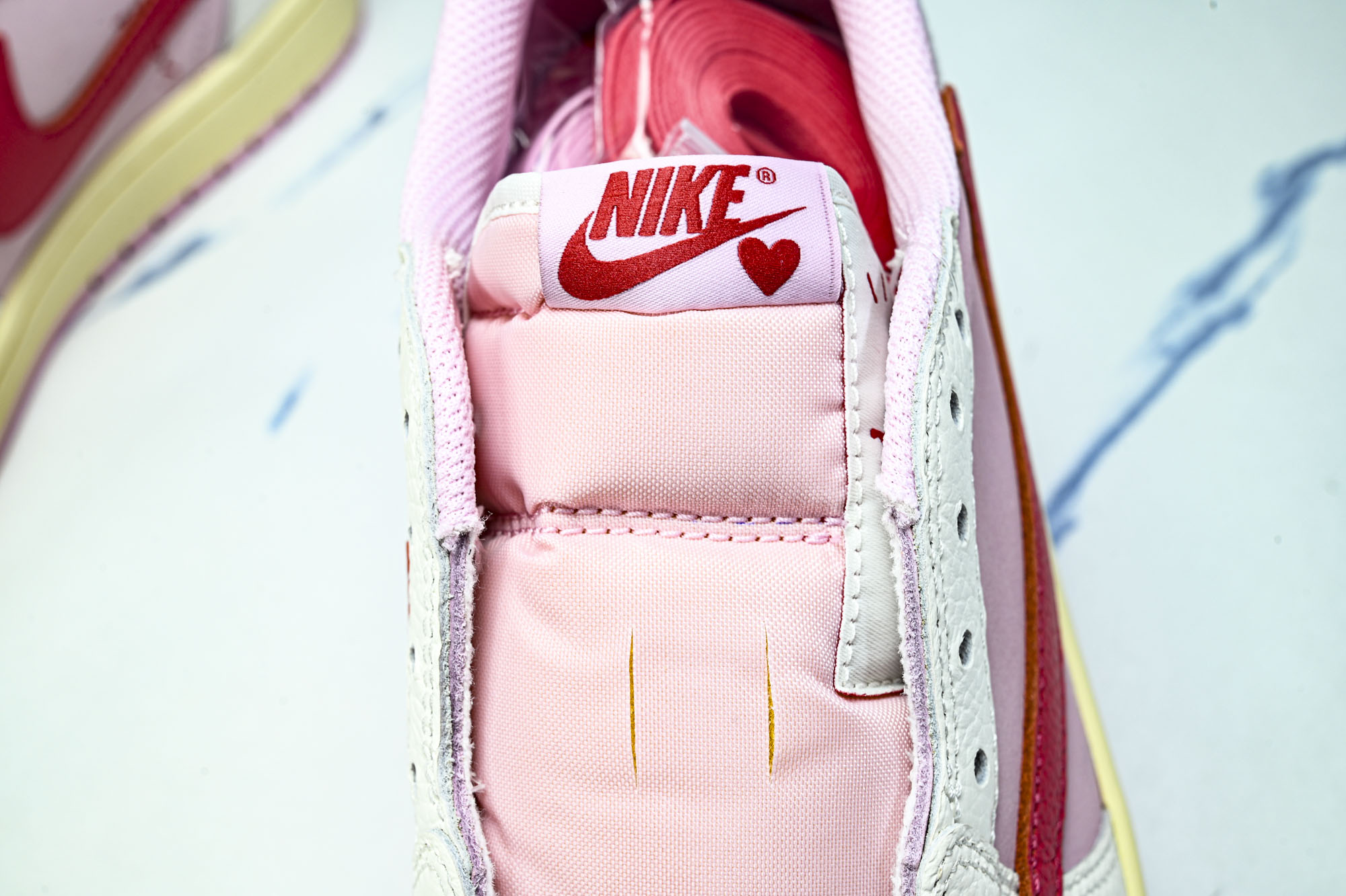 纯原 新版Travis Scott x Air Jordan 1 Low OG AJ1 乔1倒勾低帮 全头层 IQ760 纯原 新版Travis Scott x Air Jordan 1 Low OG AJ1 乔1倒勾低帮 全头层 IQ760