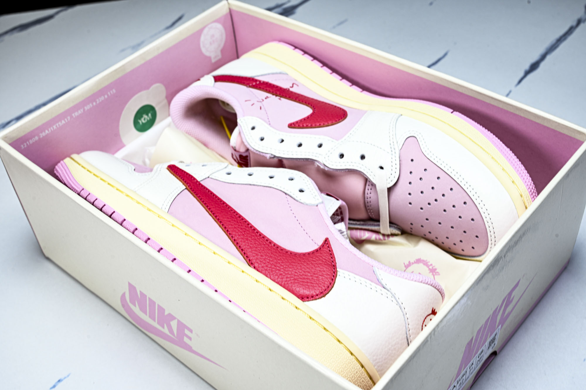 纯原 新版Travis Scott x Air Jordan 1 Low OG AJ1 乔1倒勾低帮 全头层 IQ760 纯原 新版Travis Scott x Air Jordan 1 Low OG AJ1 乔1倒勾低帮 全头层 IQ760