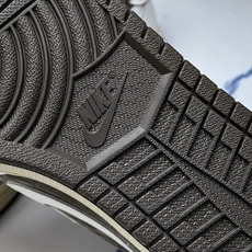 纯原 新版Travis Scott x Air Jordan 1 Reverse Mocha 联名倒钩摩卡棕白低帮篮球鞋 纯原 新版Travis Scott x Air Jordan 1 Reverse Mocha 联名倒钩摩卡棕白低帮篮球鞋