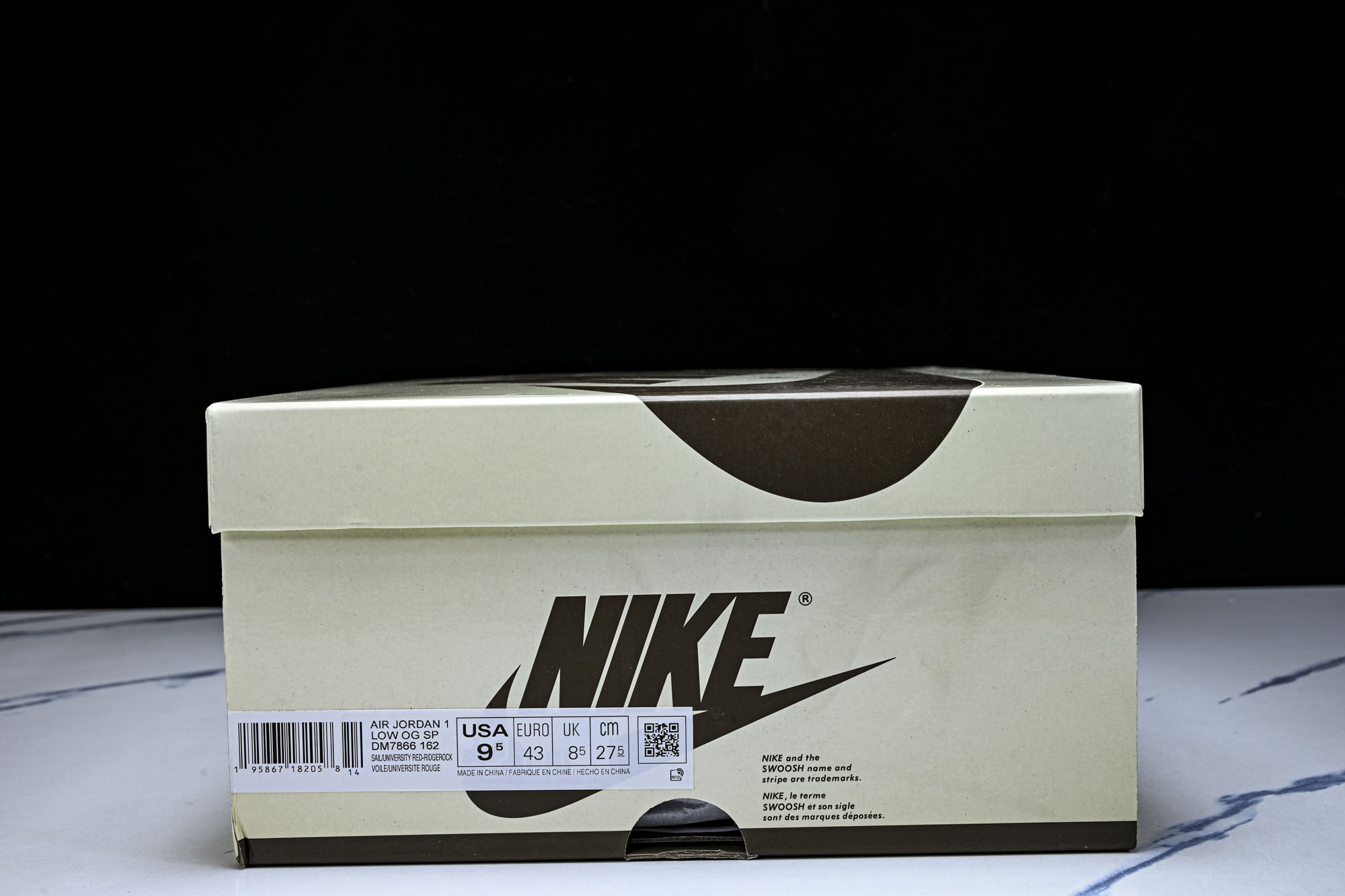 纯原 新版Travis Scott x Air Jordan 1 Reverse Mocha 联名倒钩摩卡棕白低帮篮球鞋 纯原 新版Travis Scott x Air Jordan 1 Reverse Mocha 联名倒钩摩卡棕白低帮篮球鞋