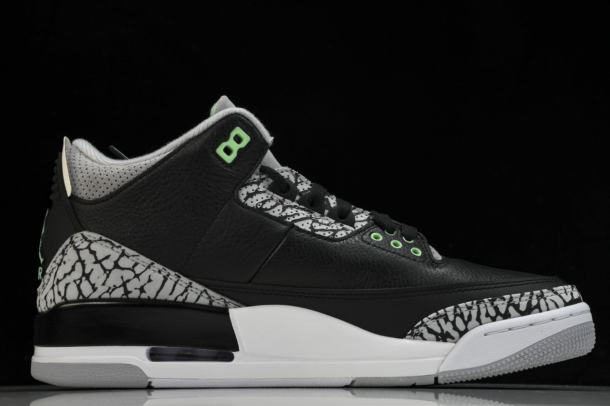 纯原 Air Jordan 3 _Green Glow_ AJ3 乔3黑绿 CT8532-031 #YZ001-1 40 纯原 Air Jordan 3 _Green Glow_ AJ3 乔3黑绿 CT8532-031 #YZ001-1 40