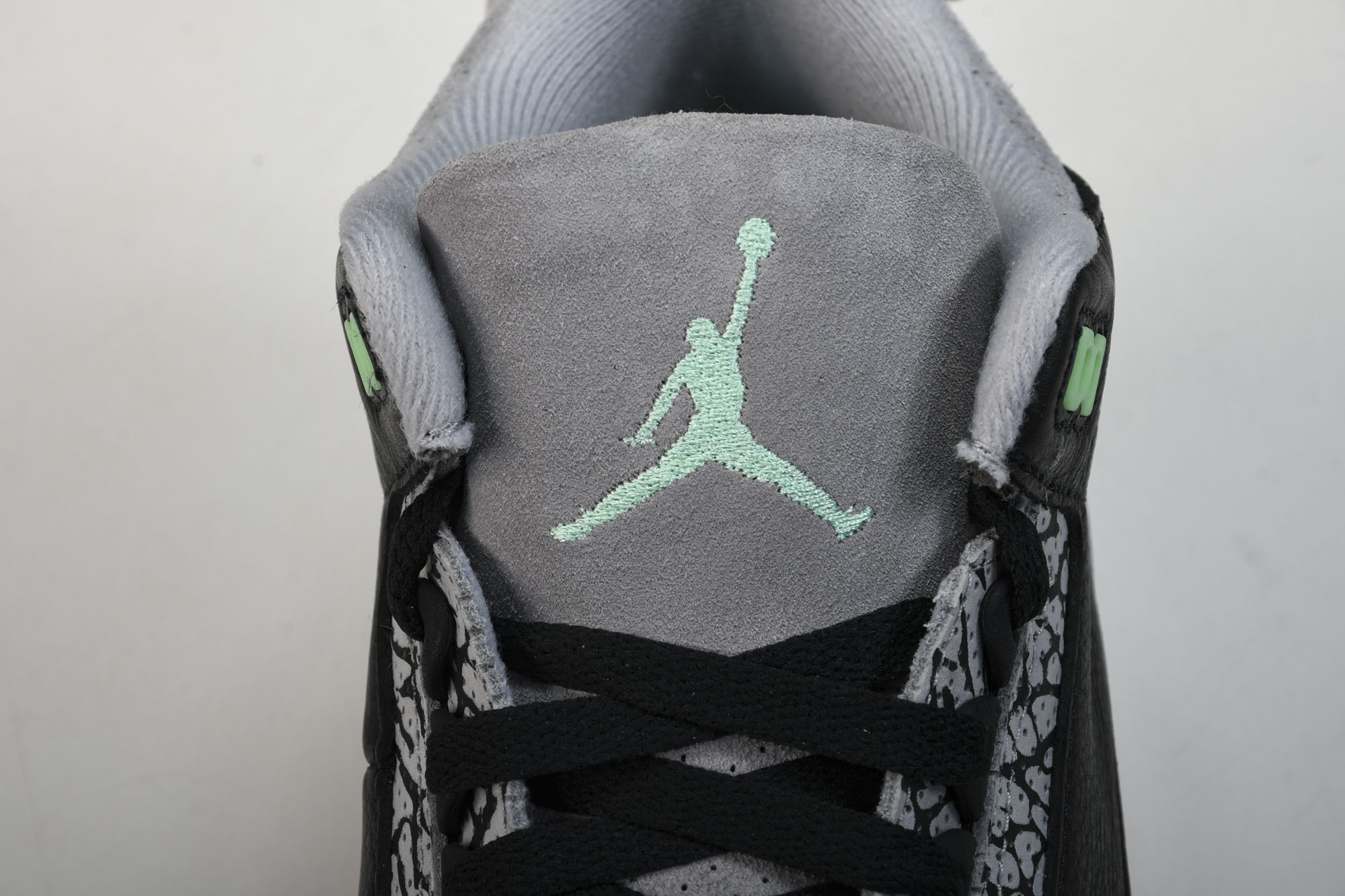 纯原 Air Jordan 3 _Green Glow_ AJ3 乔3黑绿 CT8532-031 #YZ001-1 40 纯原 Air Jordan 3 _Green Glow_ AJ3 乔3黑绿 CT8532-031 #YZ001-1 40