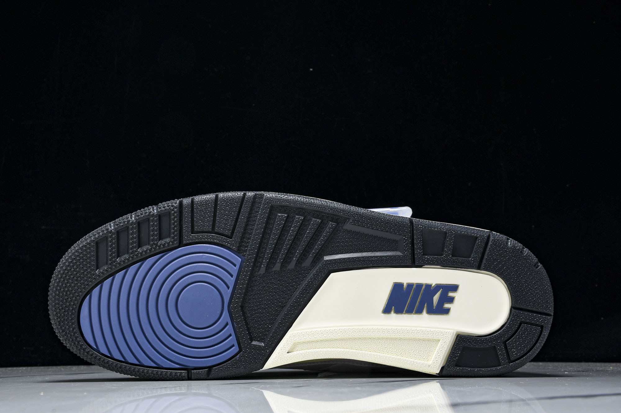 纯原 Air Jordan 3 Retro OG SP _Diffused Blue_ AJ3 乔3白蓝水泥 HV857 纯原 Air Jordan 3 Retro OG SP _Diffused Blue_ AJ3 乔3白蓝水泥 HV857