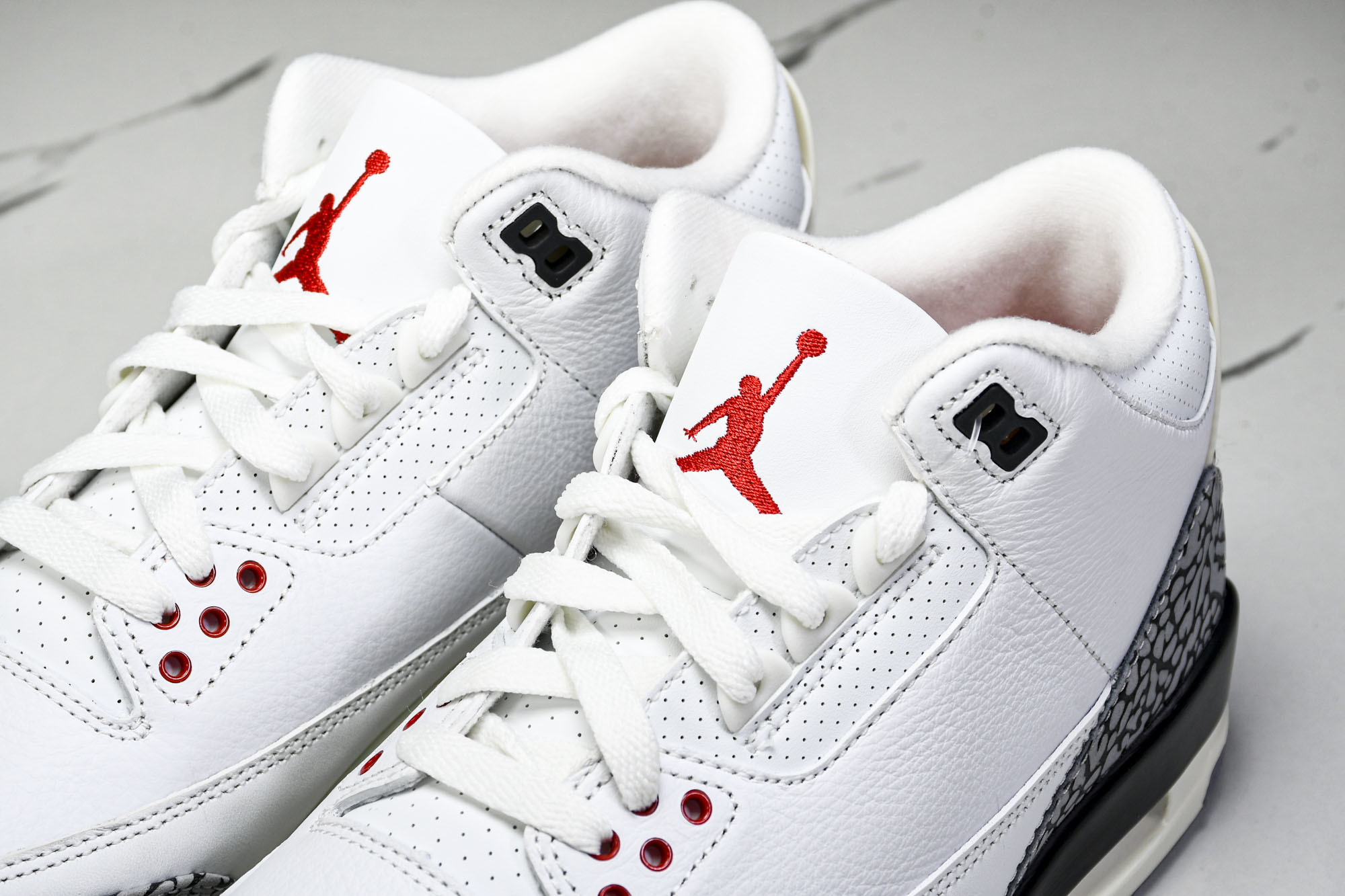 纯原 Air Jordan 3“White Cement Teimagined”白水泥 1988版复刻做旧 DN3707 纯原 Air Jordan 3“White Cement Teimagined”白水泥 1988版复刻做旧 DN3707