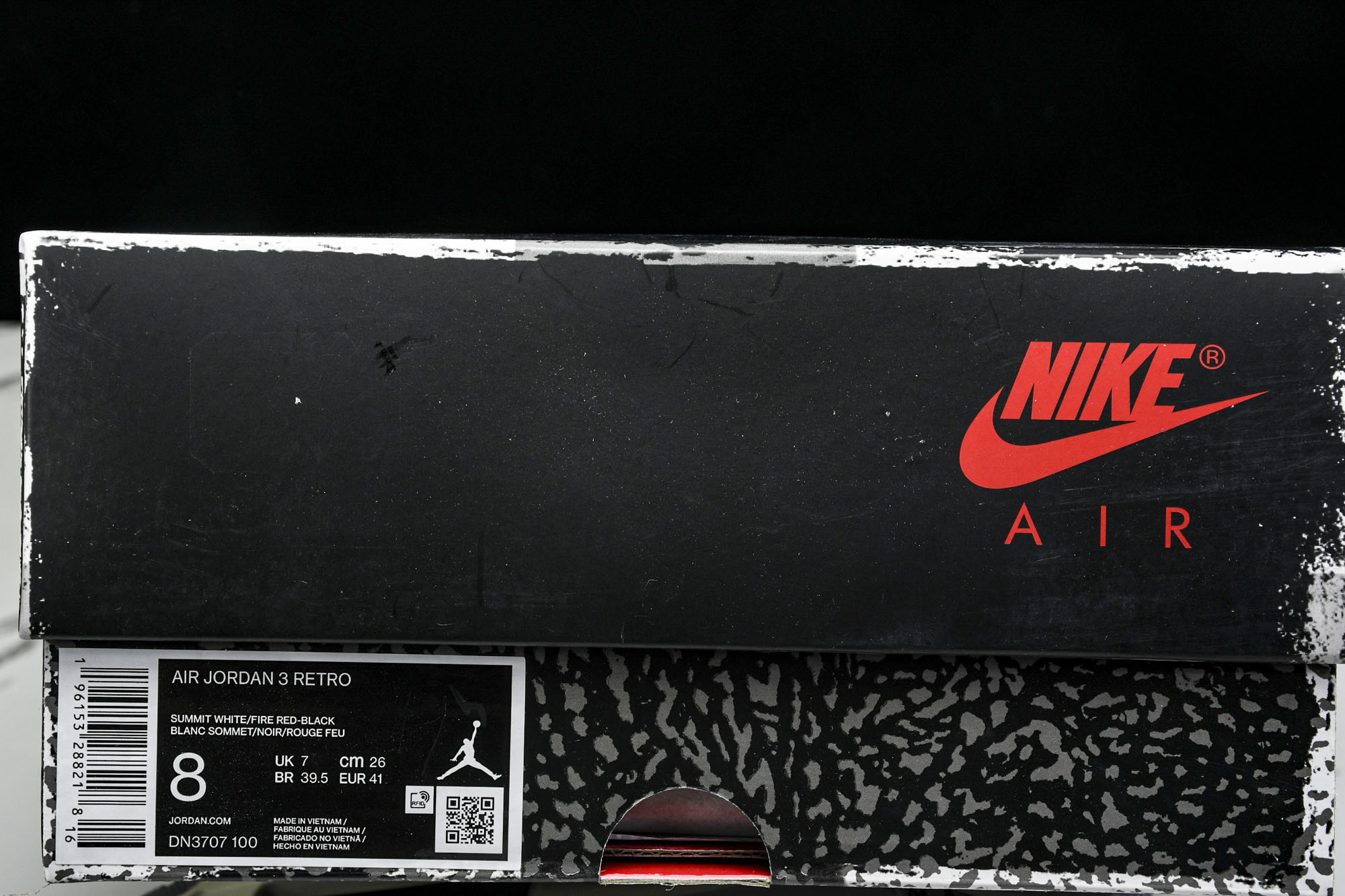 纯原 Air Jordan 3“White Cement Teimagined”白水泥 1988版复刻做旧 DN3707 纯原 Air Jordan 3“White Cement Teimagined”白水泥 1988版复刻做旧 DN3707