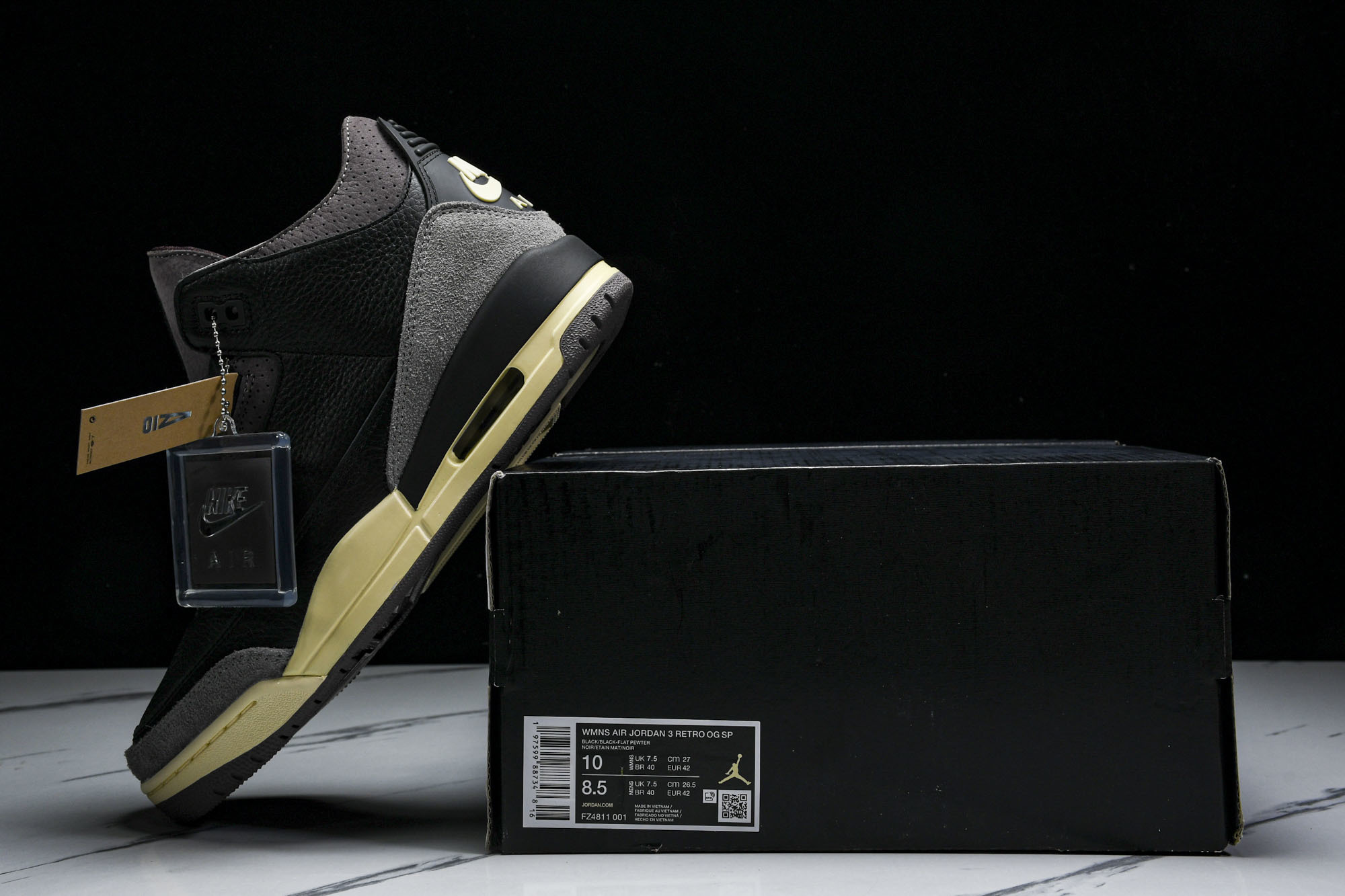 纯原 WMNS Air Jordan 3 Retro OG SP 黑灰红 FZ4811-001 #YZ001-1 40 纯原 WMNS Air Jordan 3 Retro OG SP 黑灰红 FZ4811-001 #YZ001-1 40