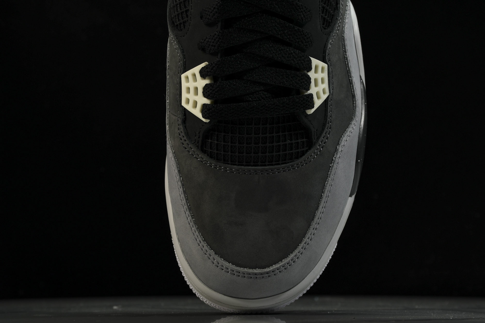 纯原原版 Air Jordan 4 Fear Pack AJ4 奥利奥 恐惧 -030 #YZ001-1 40 40.5 纯原原版 Air Jordan 4 Fear Pack AJ4 奥利奥 恐惧 -030 #YZ001-1 40 40.5