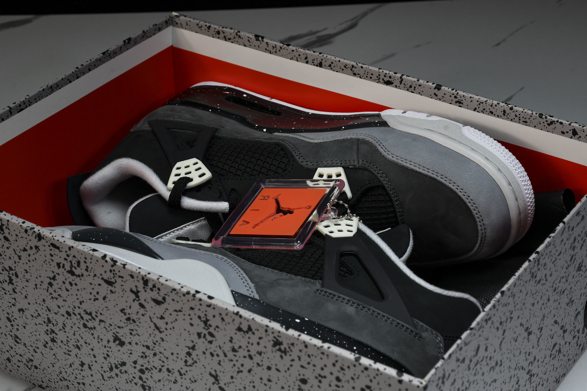 纯原原版 Air Jordan 4 Fear Pack AJ4 奥利奥 恐惧 -030 #YZ001-1 40 40.5 纯原原版 Air Jordan 4 Fear Pack AJ4 奥利奥 恐惧 -030 #YZ001-1 40 40.5