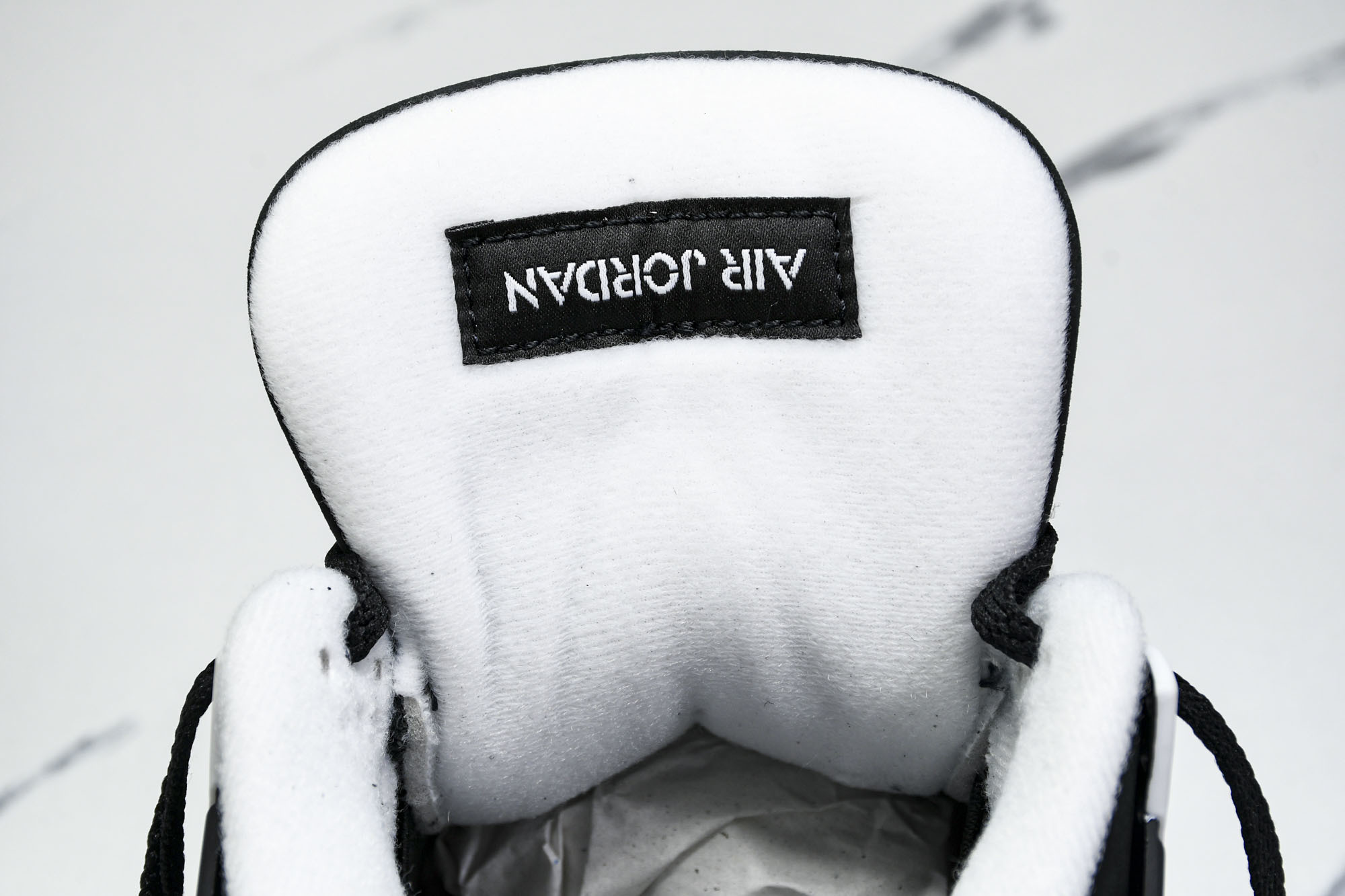 纯原原版 Air Jordan 4 Fear 恐惧 黑灰 FQ8138-002 #YZ001-1 40 40.5 41 纯原原版 Air Jordan 4 Fear 恐惧 黑灰 FQ8138-002 #YZ001-1 40 40.5 41