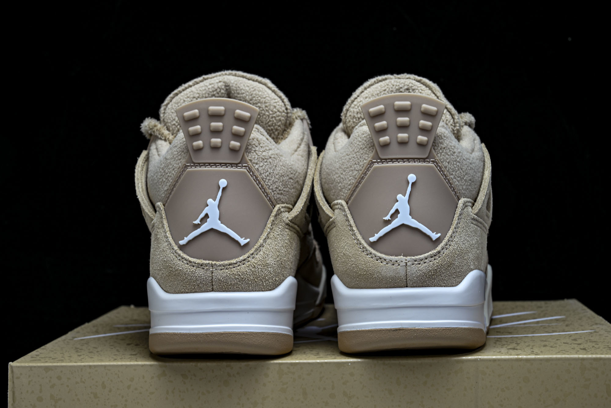 纯原原版 Air Jordan 4 Retro _Cozy Girl_ AJ4 乔4毛绒暖黄 HV0823-200 #Y 纯原原版 Air Jordan 4 Retro _Cozy Girl_ AJ4 乔4毛绒暖黄 HV0823-200 #Y