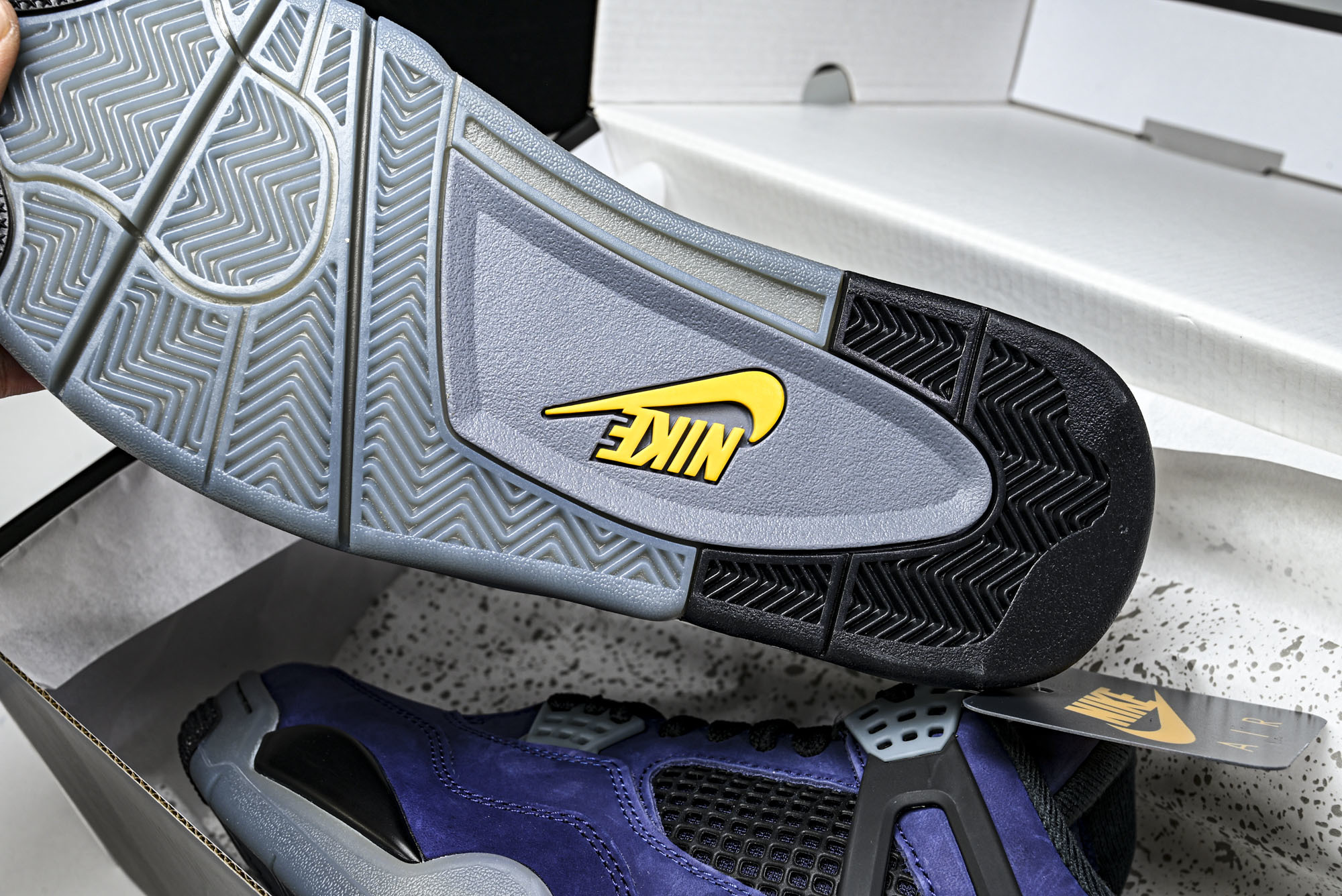纯原原版 Air Jordan 4 Retro _Lakers_ AJ4 乔4湖人紫金 FV5029-500 #YZ00