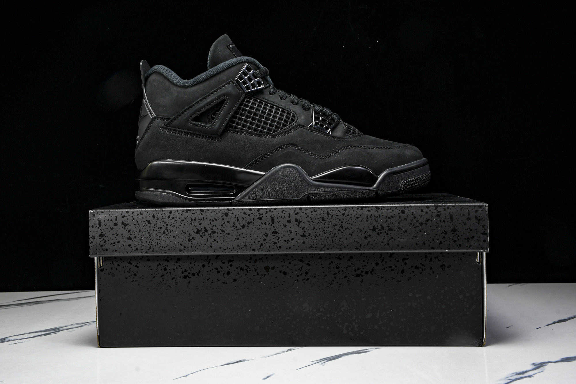 纯原原版 Air Jordan 4 Retro Black Cat 黑猫 FV5029-010 #YZ001-1 40 纯原原版 Air Jordan 4 Retro Black Cat 黑猫 FV5029-010 #YZ001-1 40