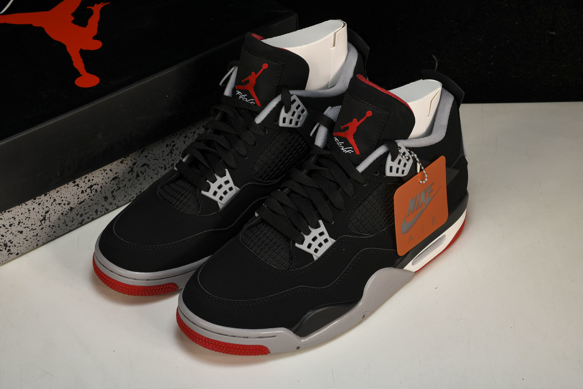 纯原原版 Air Jordan 4 Retro Bred 2019 黑红公牛 -060 #YZ001-1 40 40.5 纯原原版 Air Jordan 4 Retro Bred 2019 黑红公牛 -060 #YZ001-1 40 40.5