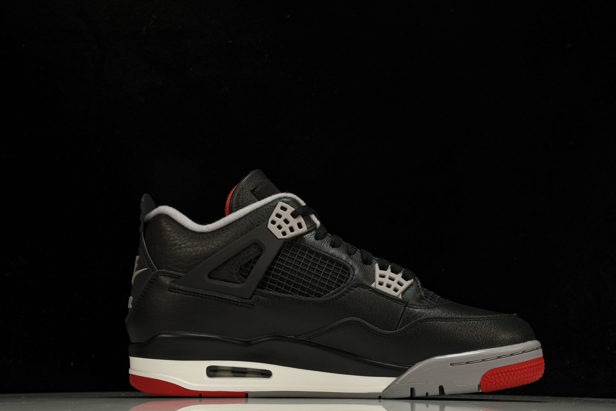 纯原原版 AIR JORDAN 4 RETRO “Bred Reimagined”黑红 FV5029-006 #YZ00 纯原原版 AIR JORDAN 4 RETRO “Bred Reimagined”黑红 FV5029-006 #YZ00