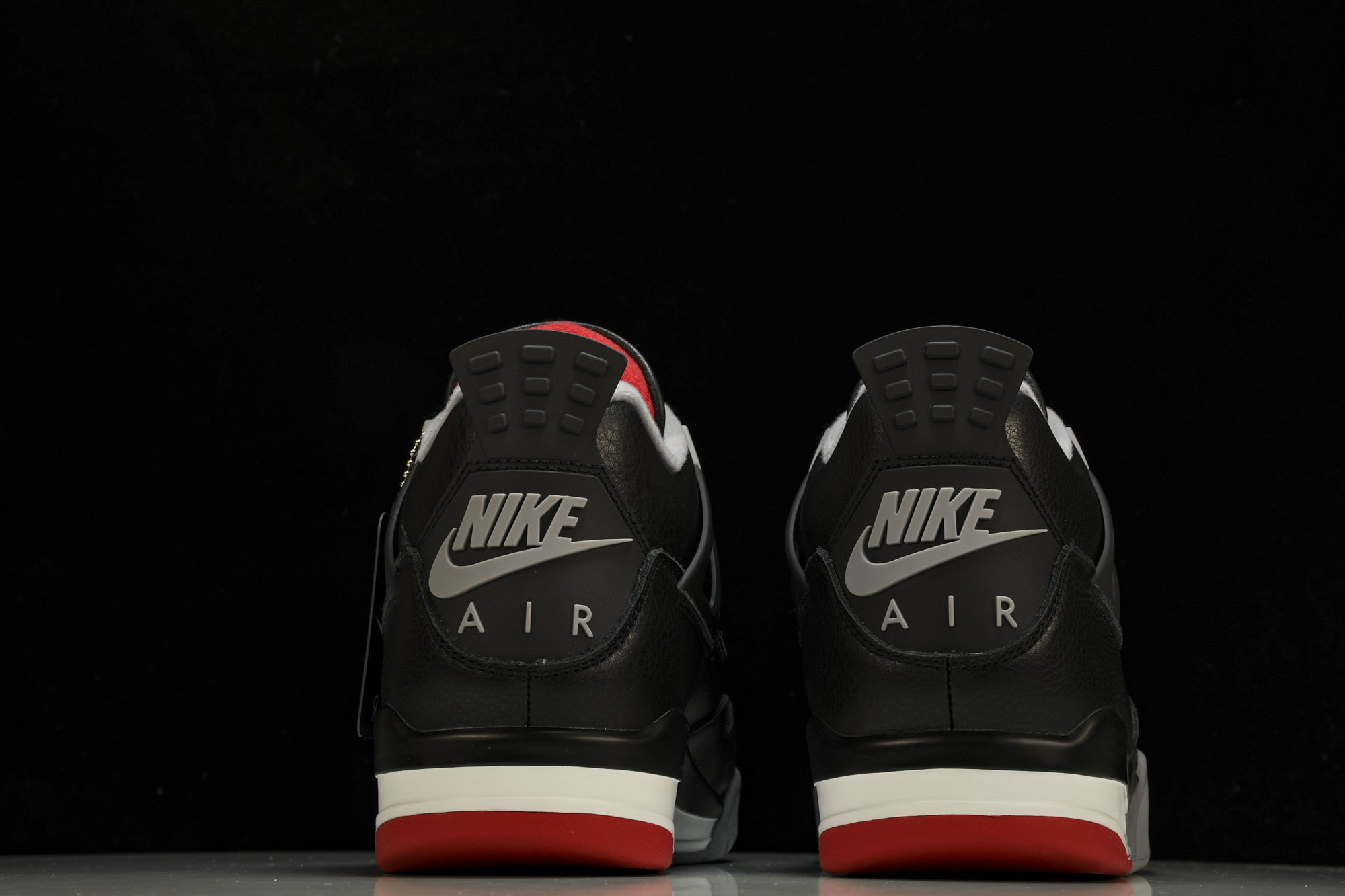 纯原原版 AIR JORDAN 4 RETRO “Bred Reimagined”黑红 FV5029-006 #YZ00 纯原原版 AIR JORDAN 4 RETRO “Bred Reimagined”黑红 FV5029-006 #YZ00