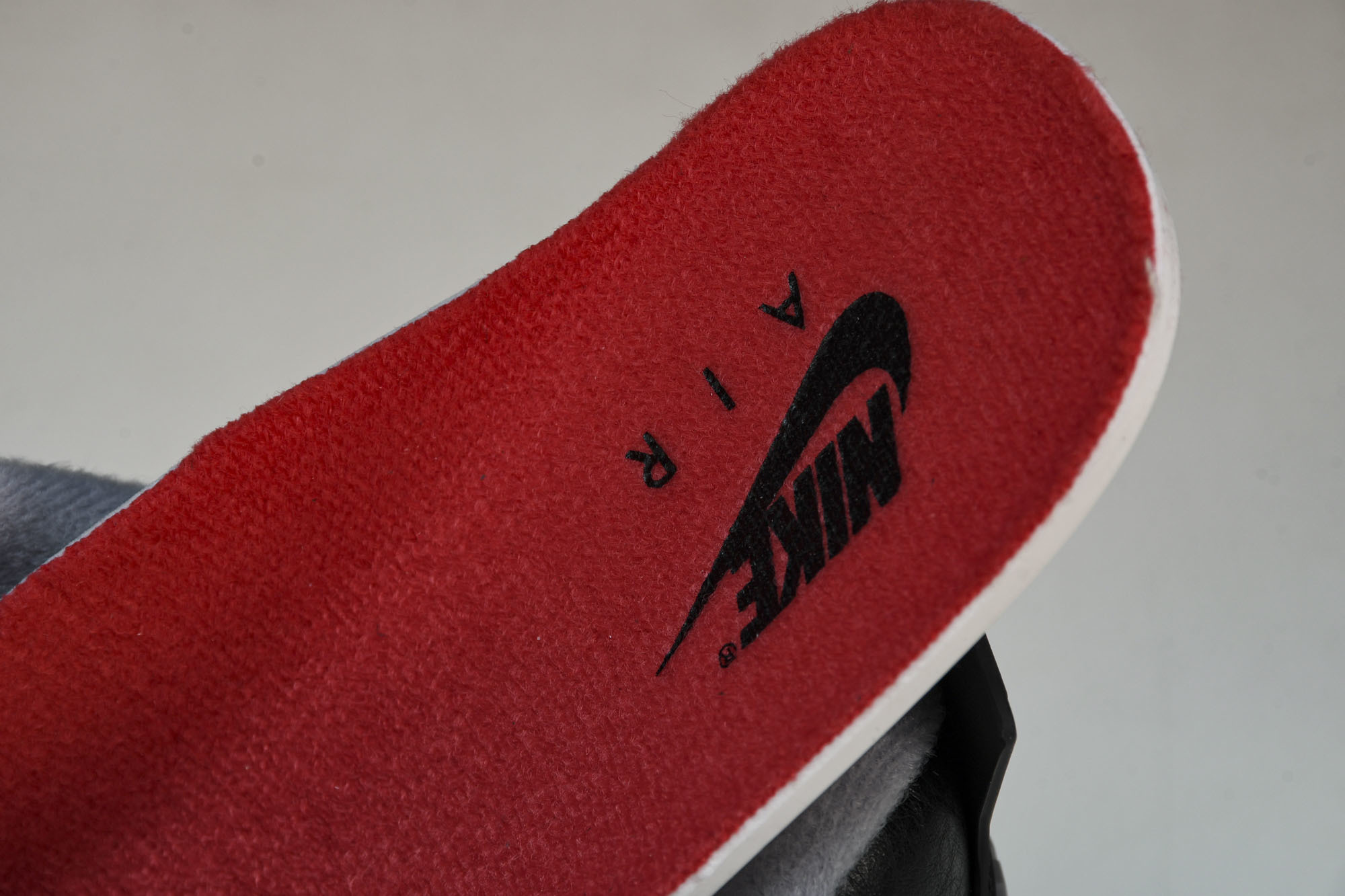 纯原原版 AIR JORDAN 4 RETRO “Bred Reimagined”黑红 FV5029-006 #YZ00 纯原原版 AIR JORDAN 4 RETRO “Bred Reimagined”黑红 FV5029-006 #YZ00