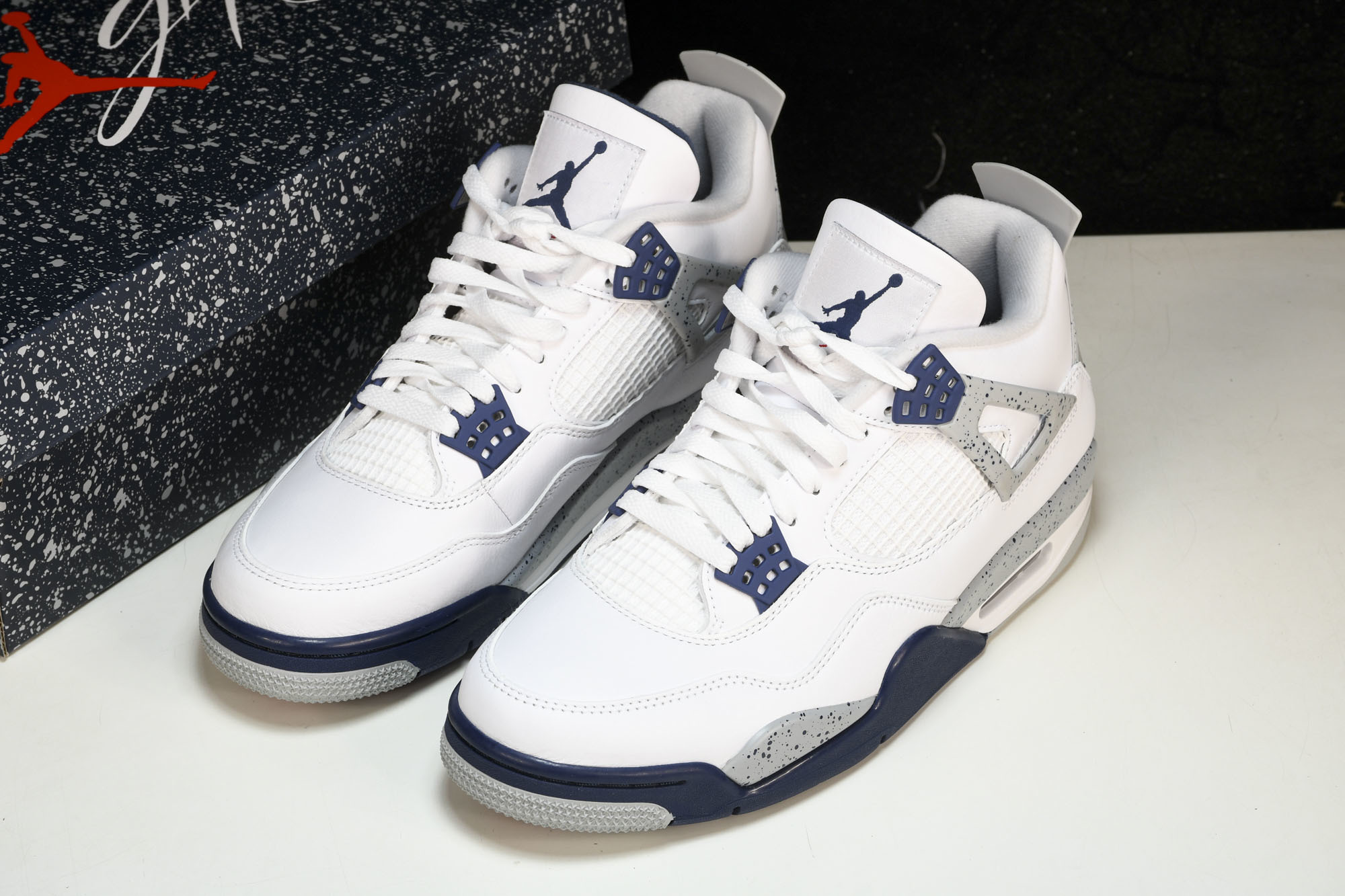 纯原原版 Air Jordan 4 Retro‘Midnight Navy’ 午夜蓝 DH6927-140 #YZ001 纯原原版 Air Jordan 4 Retro‘Midnight Navy’ 午夜蓝 DH6927-140 #YZ001