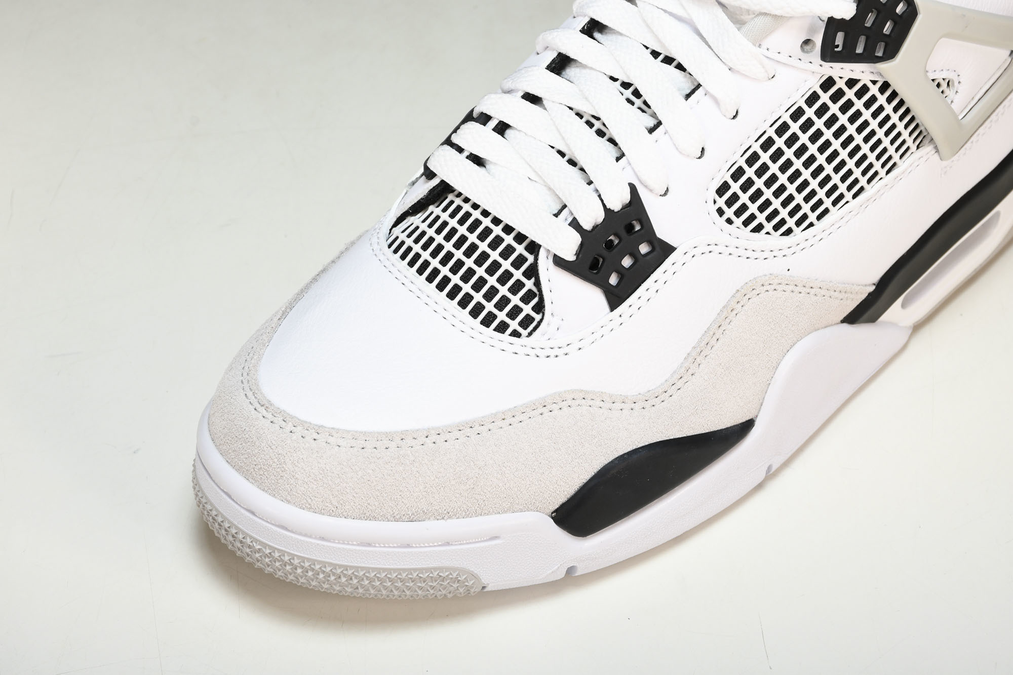 纯原原版 Air Jordan 4 Retro“Military Black”灰白黑 小白水泥 DH6927-111 # 纯原原版 Air Jordan 4 Retro“Military Black”灰白黑 小白水泥 DH6927-111 #