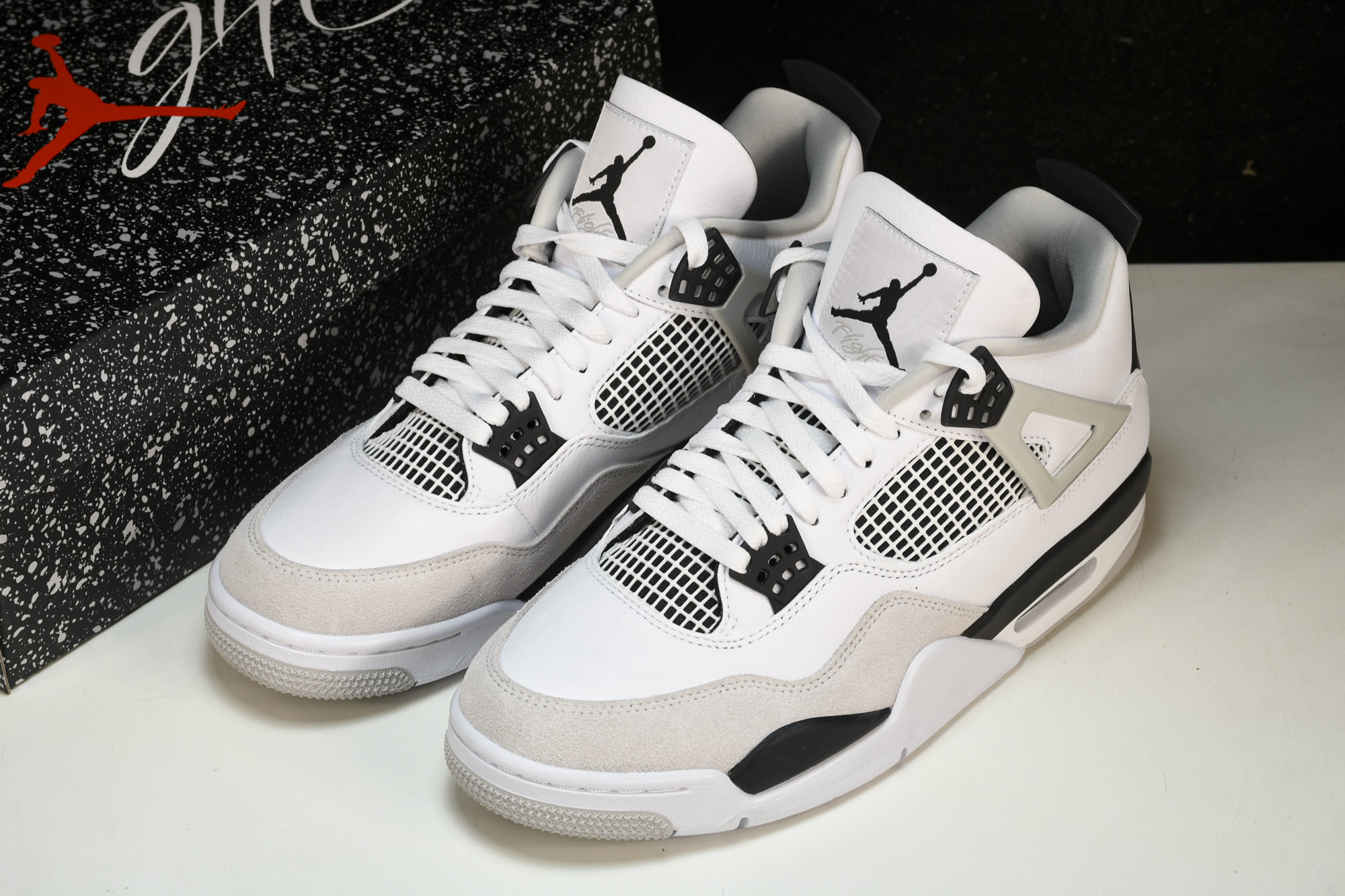 纯原原版 Air Jordan 4 Retro“Military Black”灰白黑 小白水泥 DH6927-111 # 纯原原版 Air Jordan 4 Retro“Military Black”灰白黑 小白水泥 DH6927-111 #