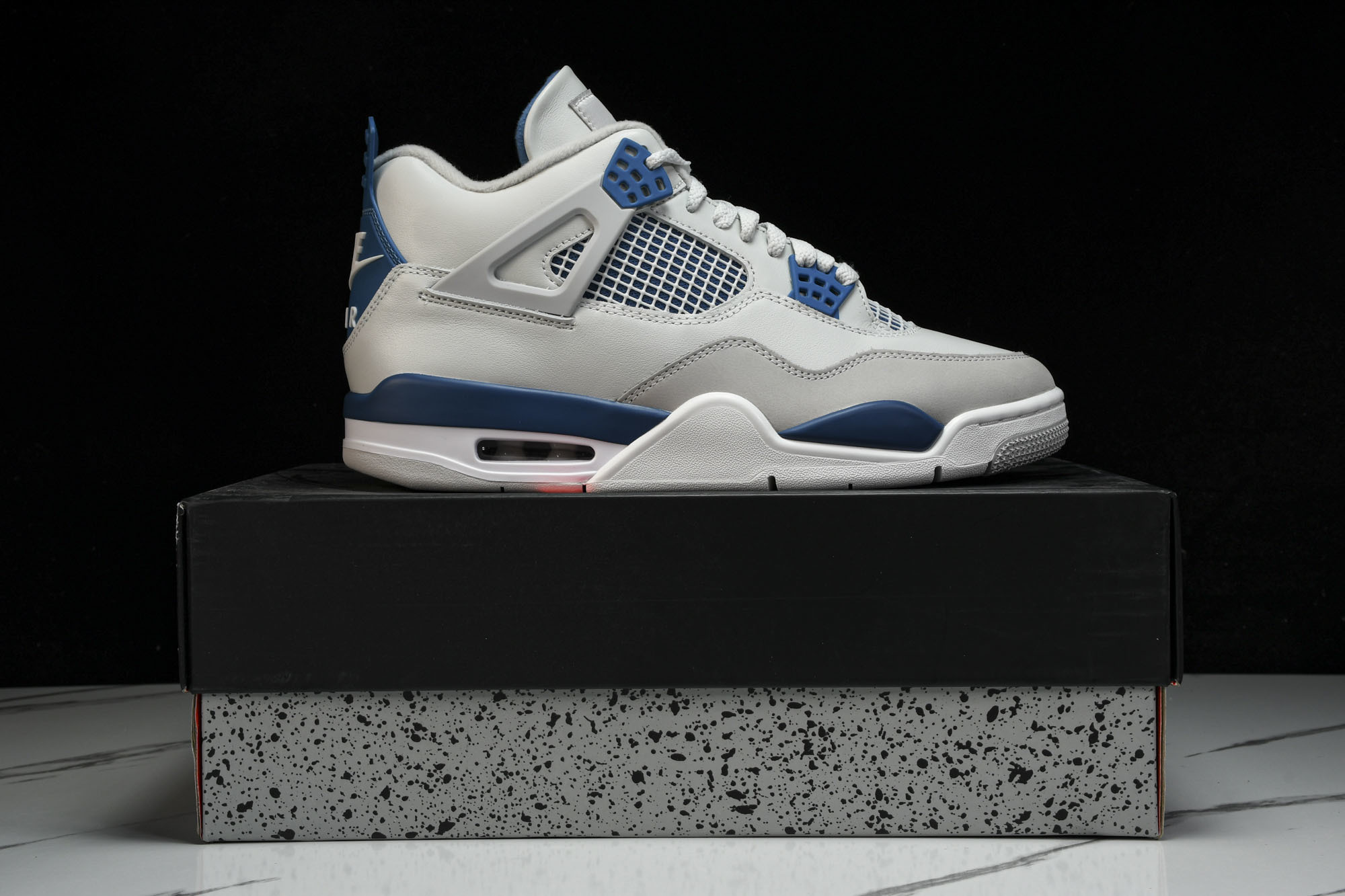 纯原原版 Air Jordan 4 Retro“Military Blue”军蓝 FV5029-141 #YZ001-1